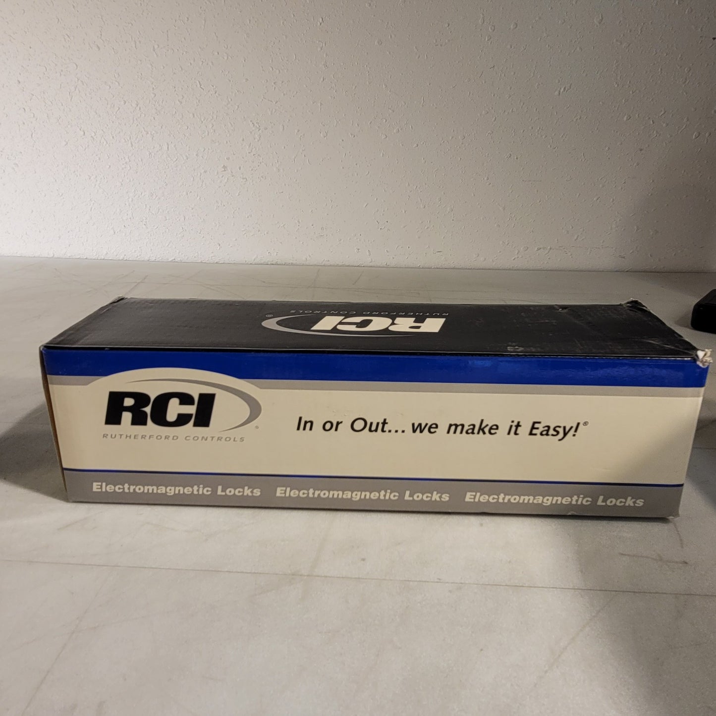 RCI 8310 X SCS X 28 MultiMag Electromagnetic Lock w/ Security Condition Sensor