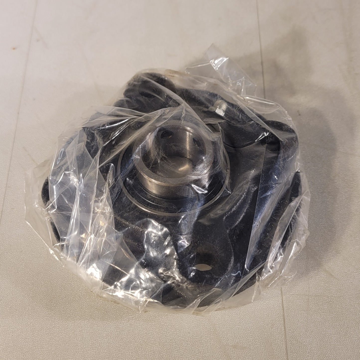 IPTCI Bearings UCFC-205-16 Set Screw Lock 4 Bolt Piloted Flange