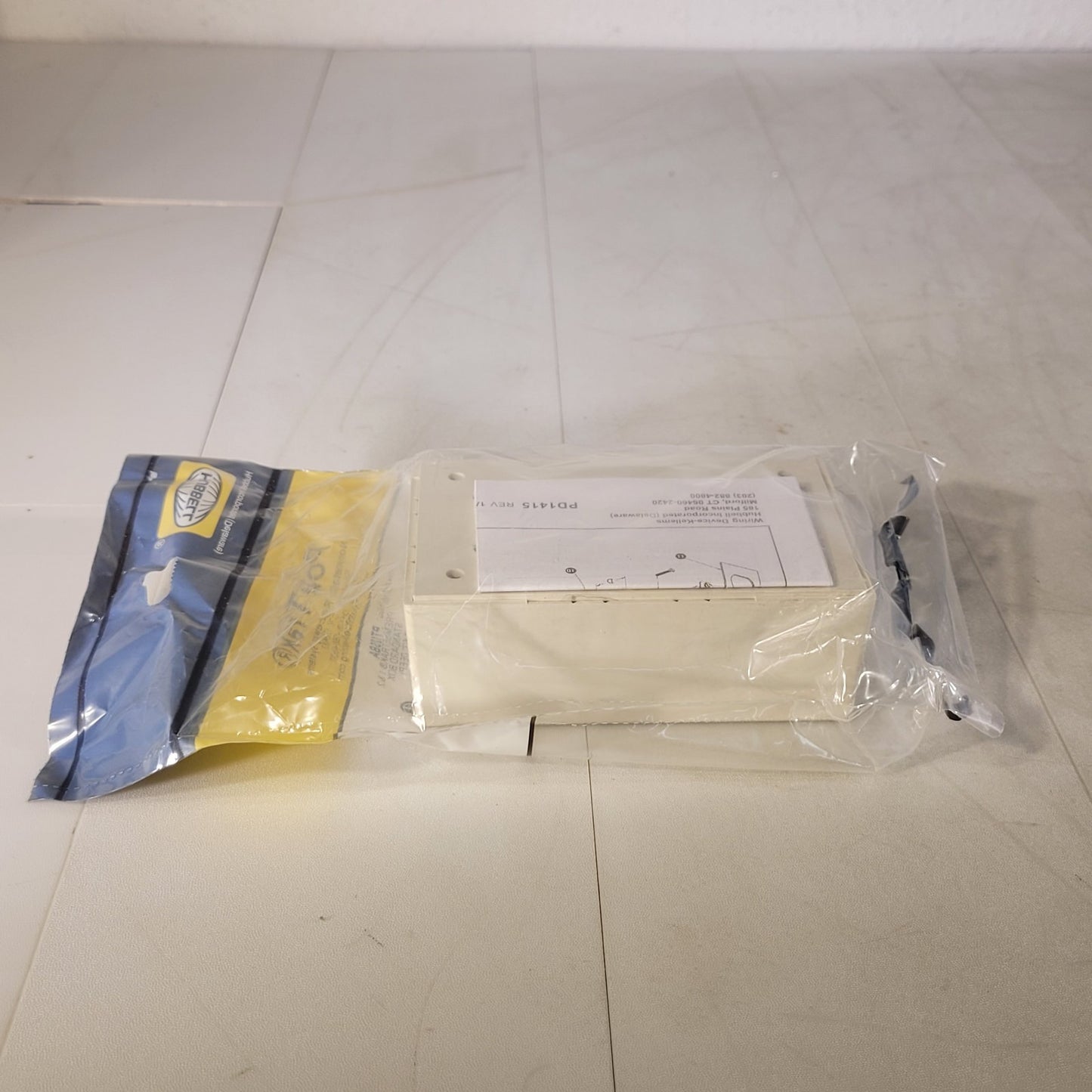 Hubbell PT12SBA PolyTrak Nonmetallic Raceway Systems Standard Box Office White