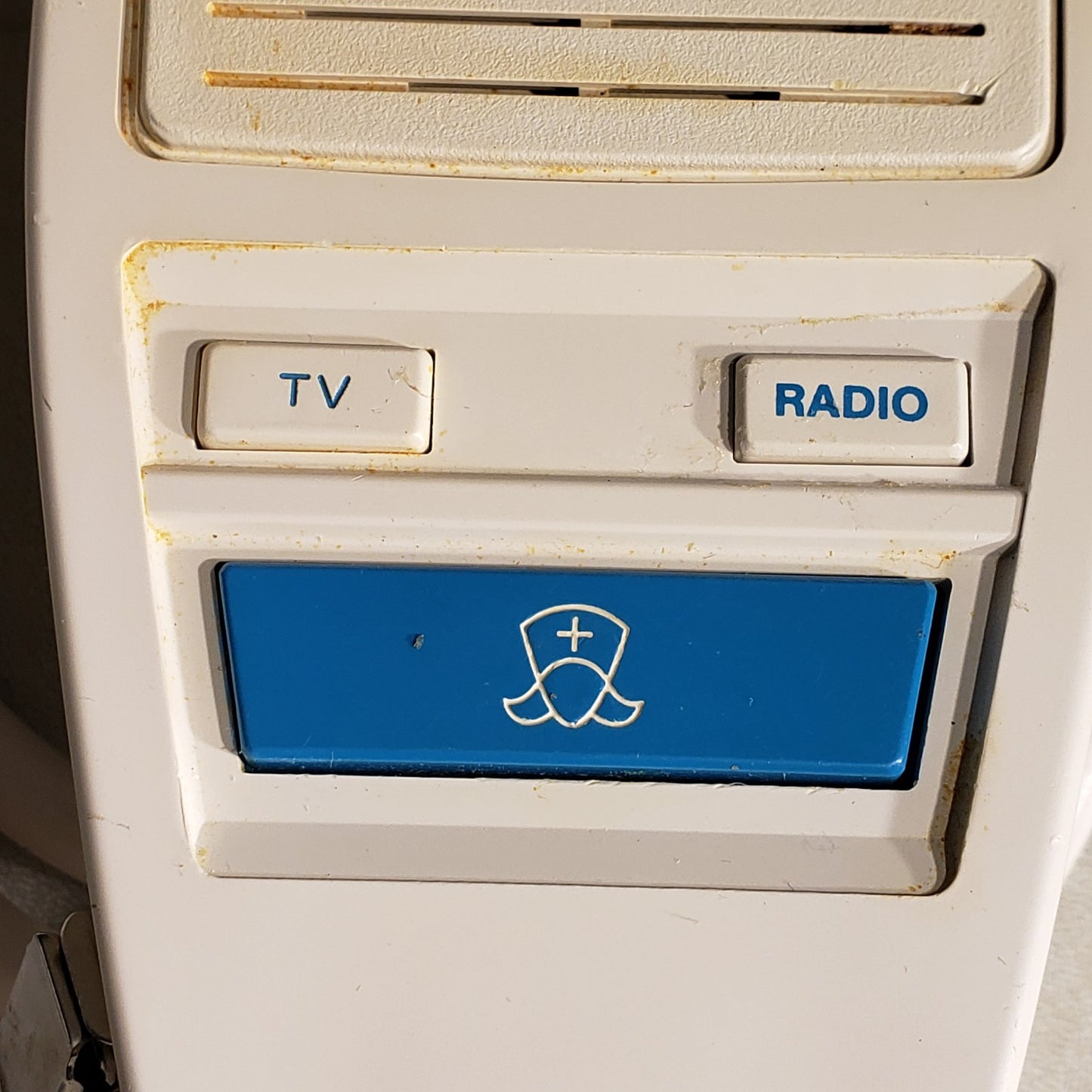 Fisher Berkeley HTX-563-LV Ektacom Nurse Call Switch TV Radio Remote DA-15 Plug