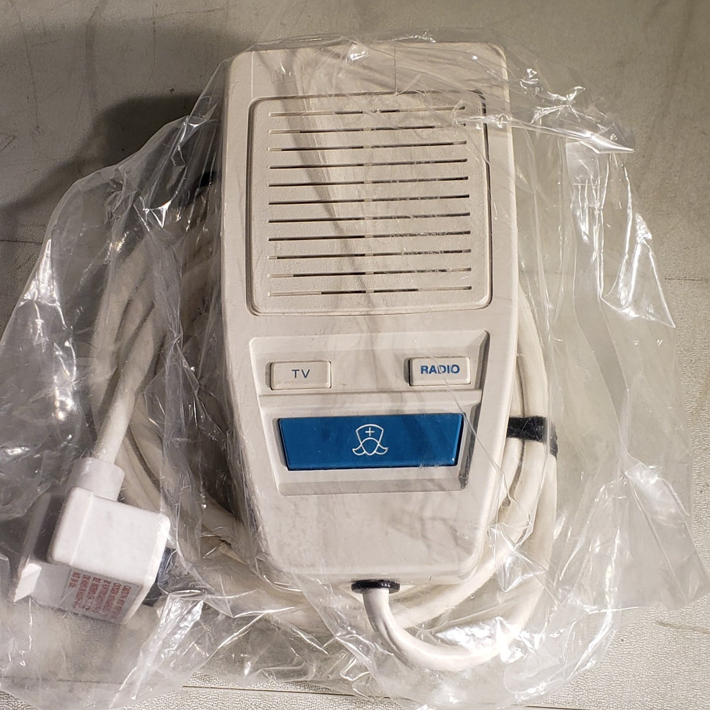 Fisher Berkeley HTX-563 Ektacom Nurse Call Switch TV Radio Remote DA-15 Plug