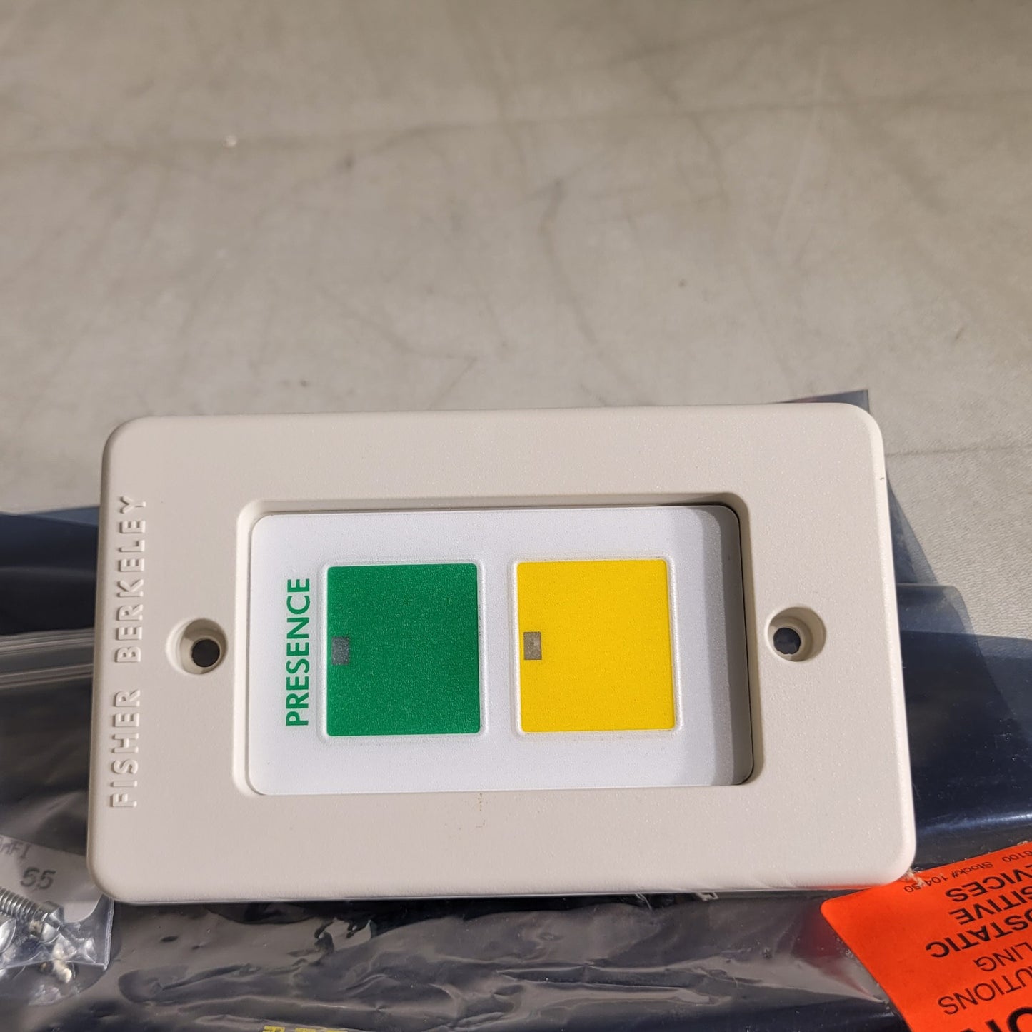 Fisher Berkeley HCBSP-10D Hospital Green Yellow Presence Press Signaling Button