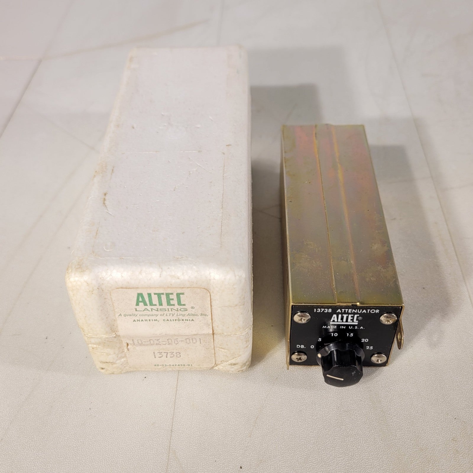 Vintage Altec 13738 dB Attenuator Switch Audio Equipment 025 Decibels