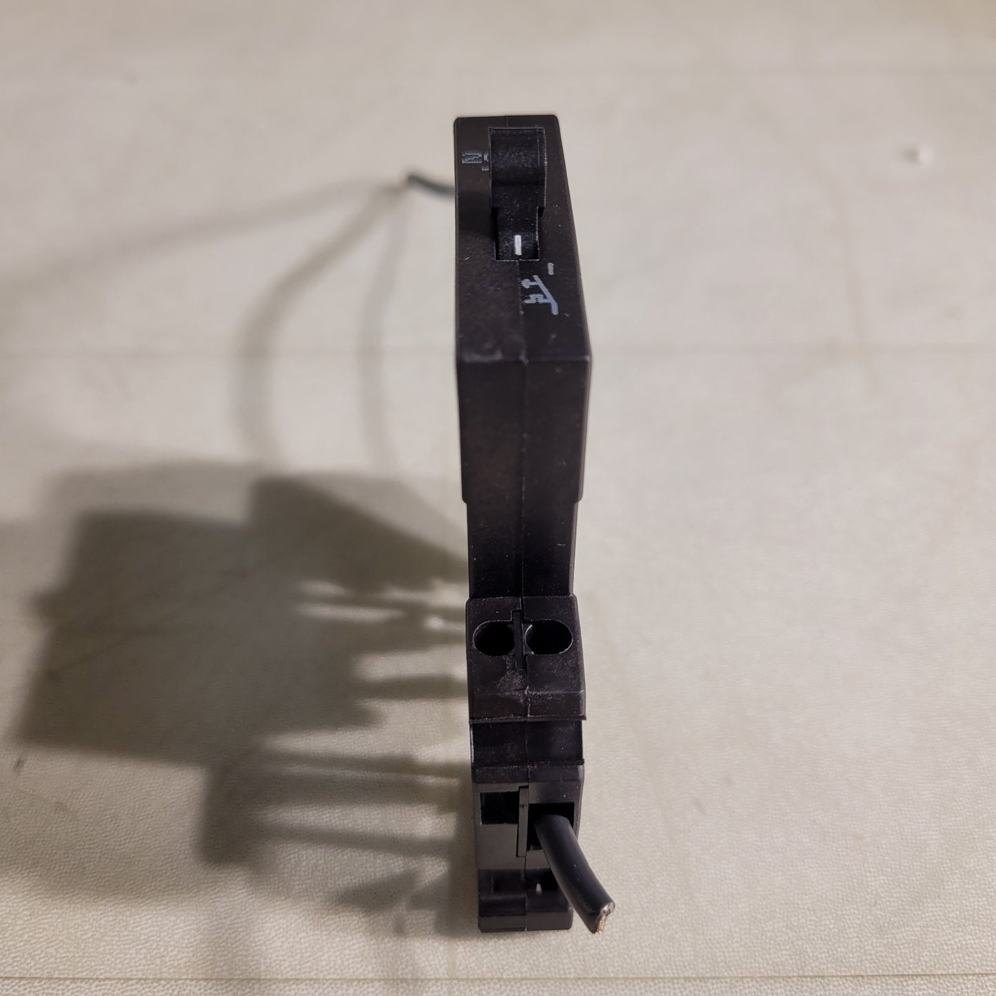 ETA 2210-T210-KOT1-H0 20A Circuit Breaker 250VAC 65VDC DIN Rail Mount
