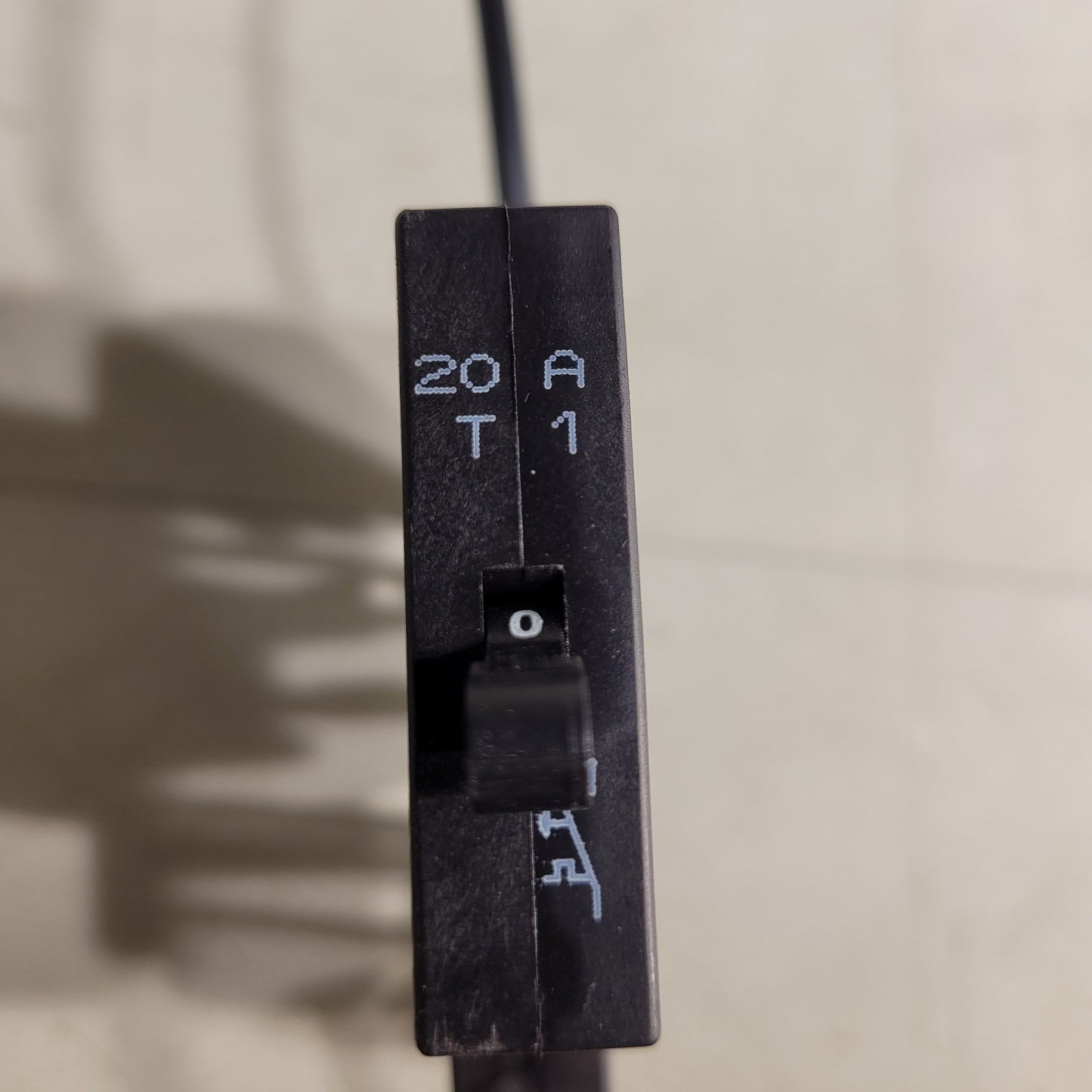 ETA 2210-T210-KOT1-H0 20A Circuit Breaker 250VAC 65VDC DIN Rail Mount