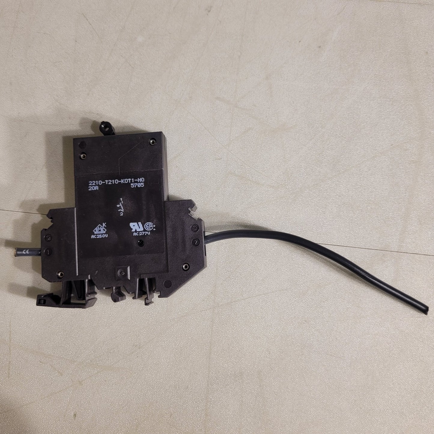 ETA 2210-T210-KOT1-H0 20A Circuit Breaker 250VAC 65VDC DIN Rail Mount