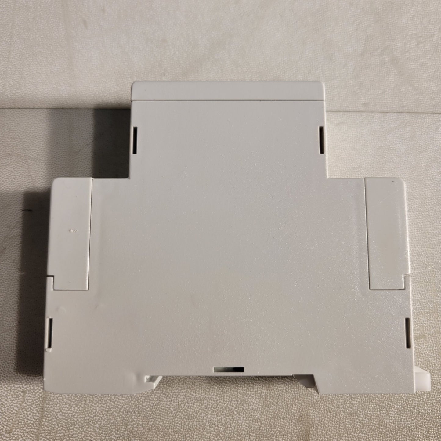 Finder Timer Type 82.41 24-48VDC 24-240VAC 5A 0.05s-10h