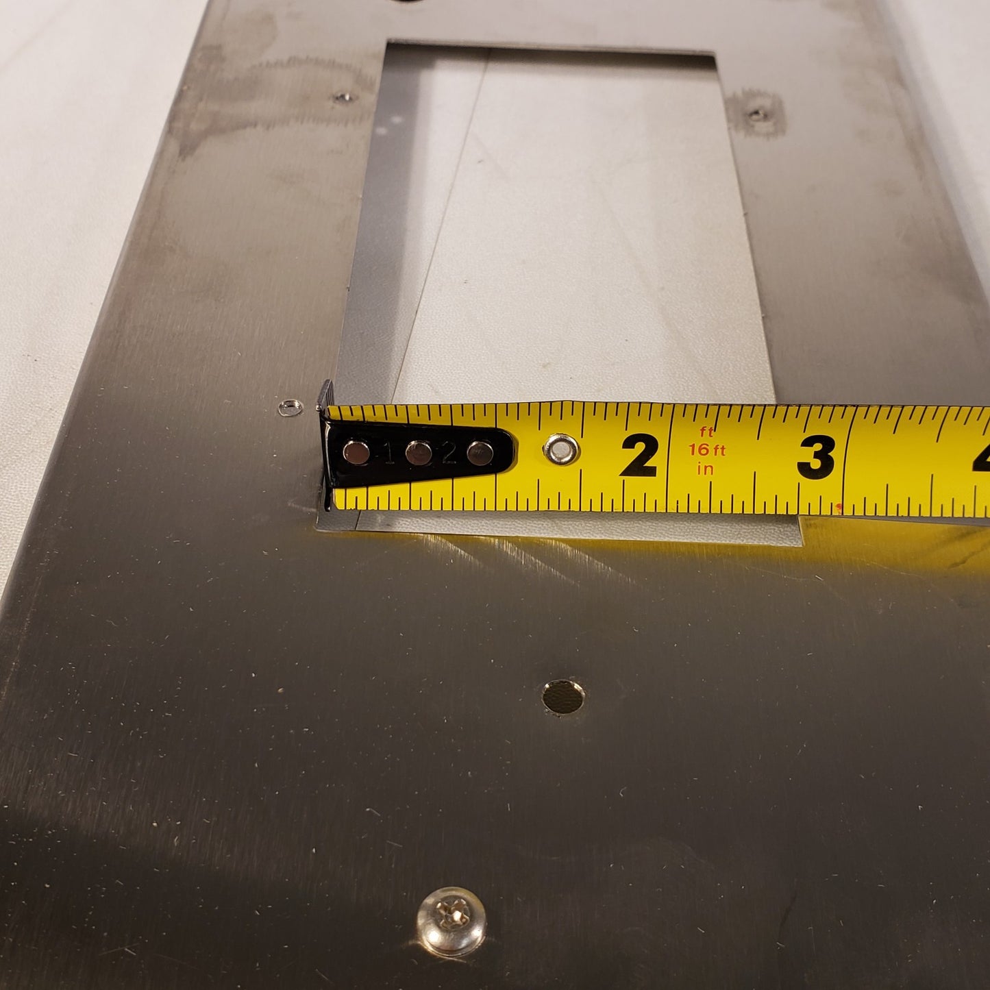 Fisher Berkeley FA-HGX-5 Faceplate Mounting Plate 23 B00070-00 Duplex