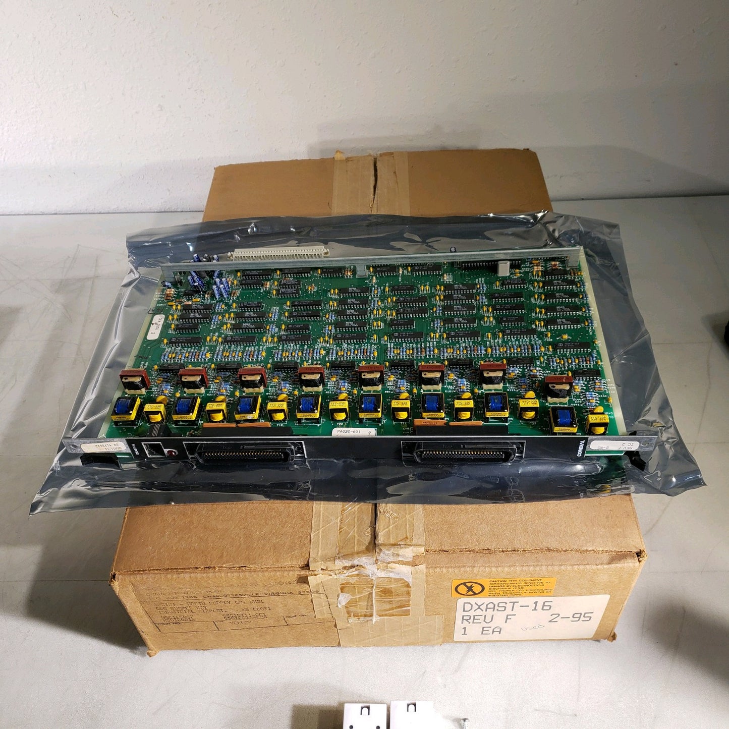 Comdial DXAST-16 Rev F Analog Station Card 16 Port