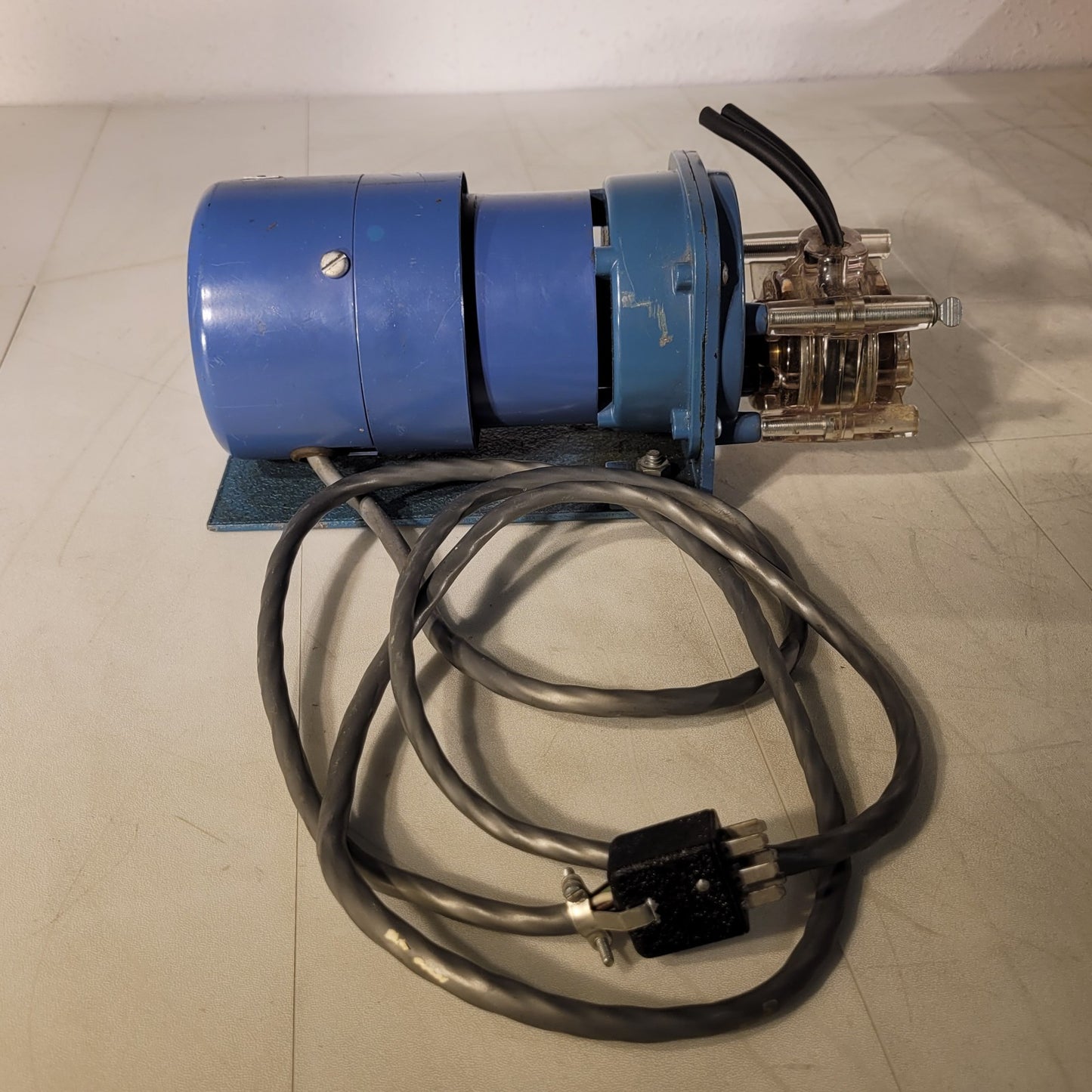 Cole Parmer 7016 Masterflex Motor and Pump Head 3200RPM Universal Electric