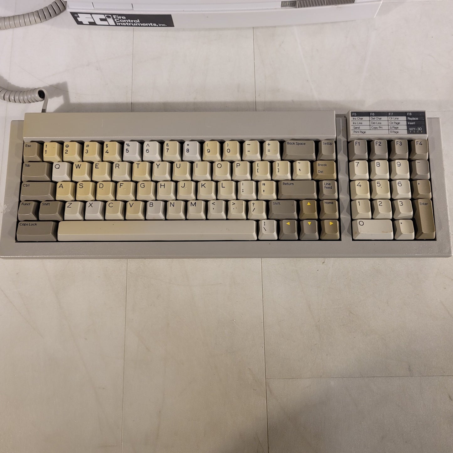 Vintage FCI Wyse Technology WY-30 Monitor 1985 w/ Original Mechanical Keyboard