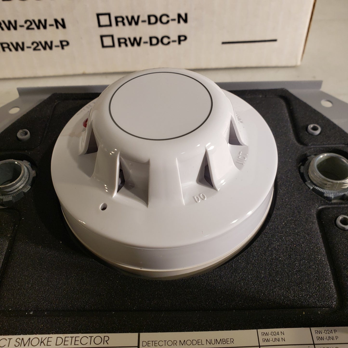 Harrington HS-UNI-I Duct Smoke Detector With Case Potter