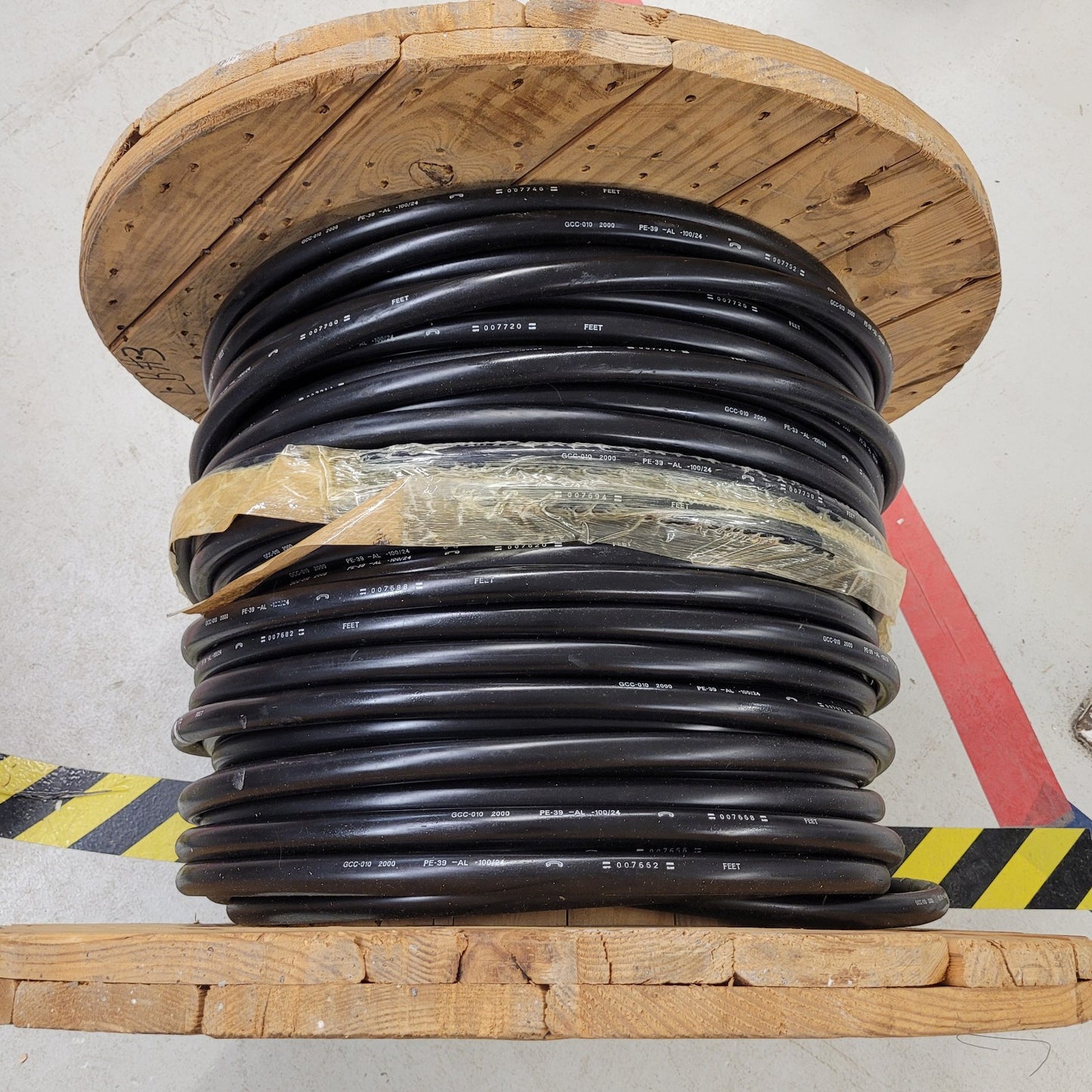 PRICER PER FOOT - General Cable 010-2000 100-Pair 24AWG Colorful Copper Wire