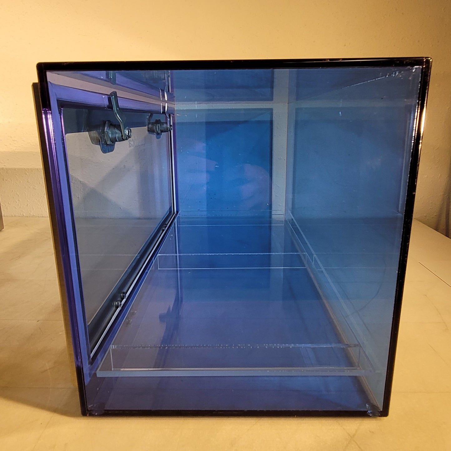 Biomatrica Laboratory Dry Box Dessicator Sterilization Box 25" X 11" X 12"