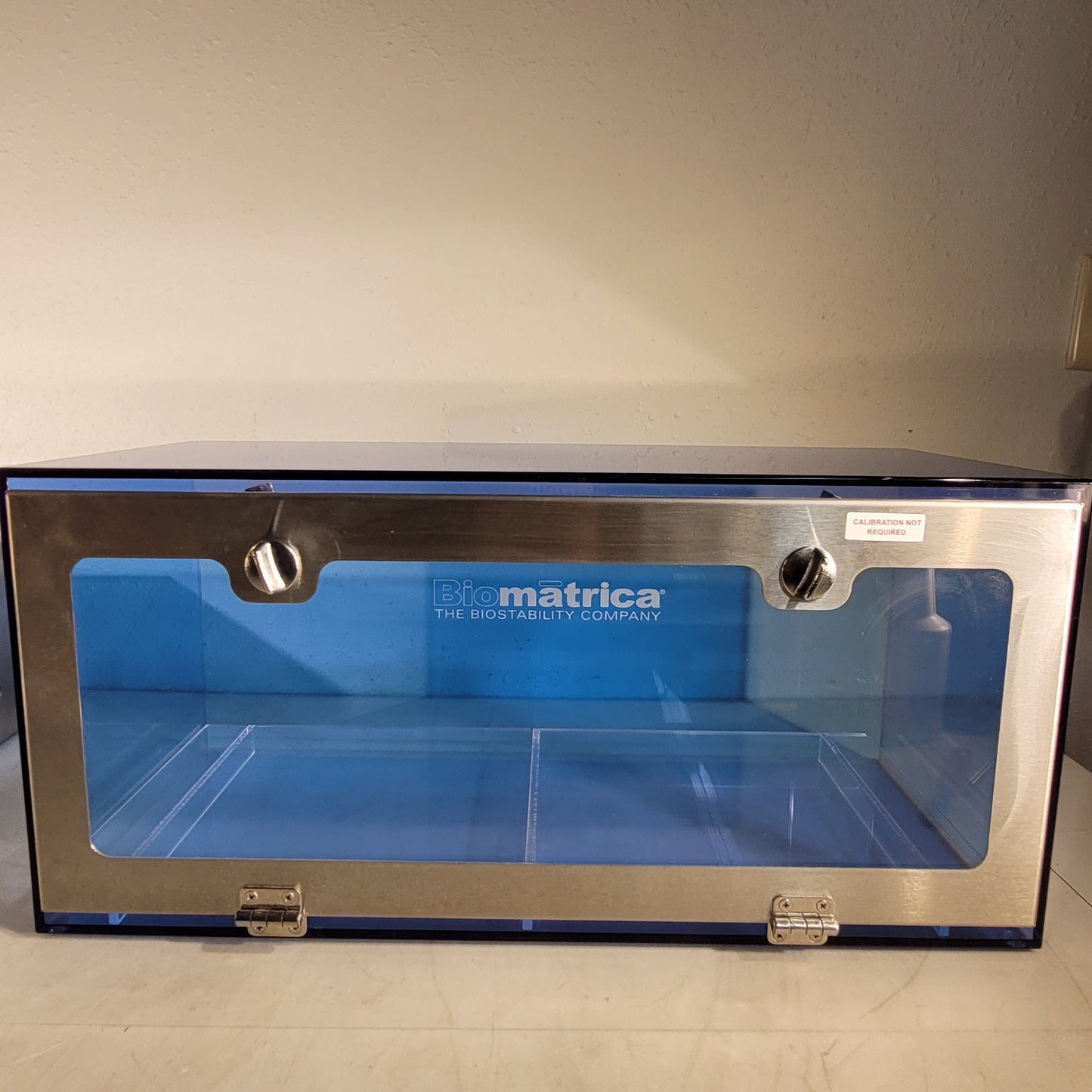 Biomatrica Laboratory Dry Box Dessicator Sterilization Box 25" X 11" X 12"