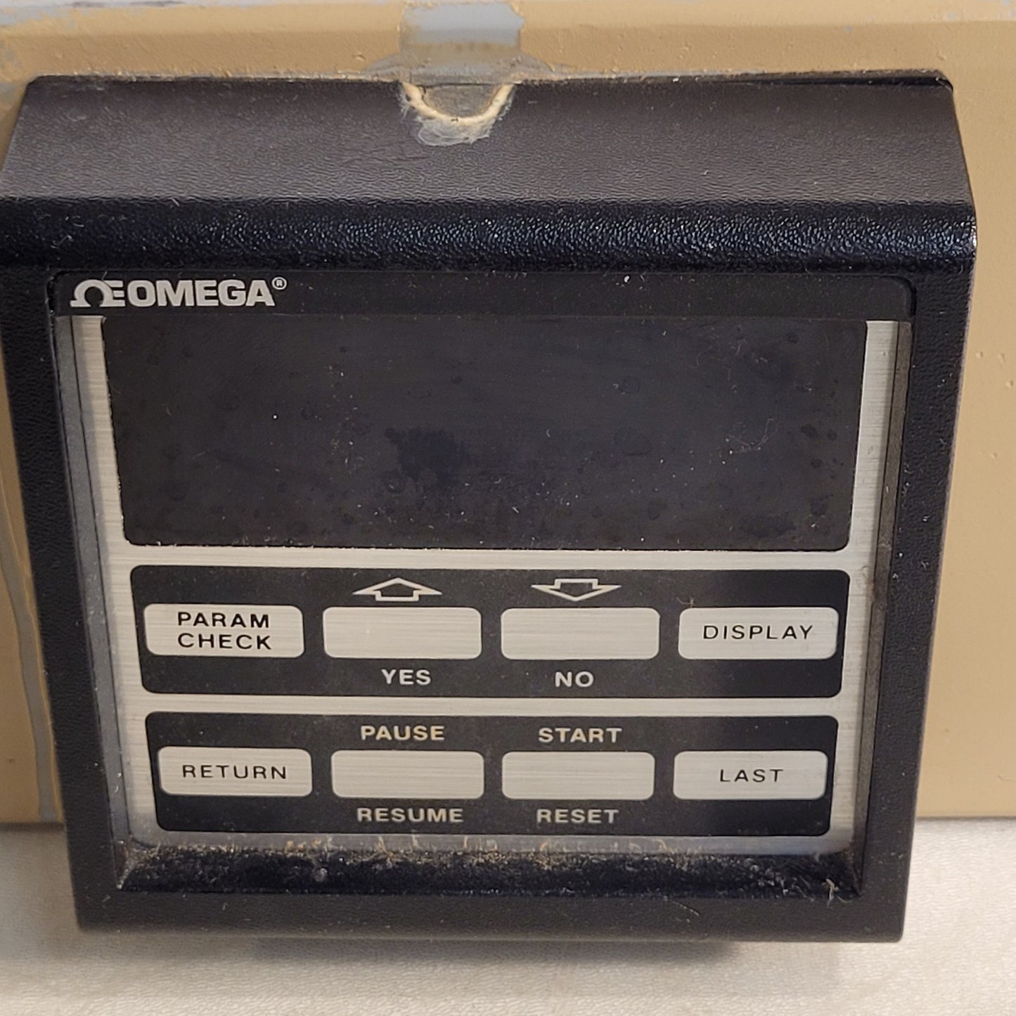 Omega CN-2041 Dual Output Temperature Controller Module B1-30LZ-1201 w/ Relay