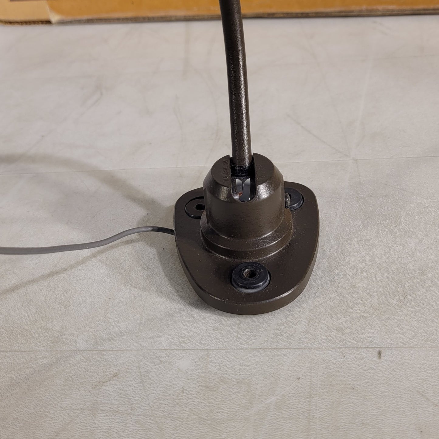 Crown LM-200B Lectern Microphone Super Cardioid Brown 16" Long