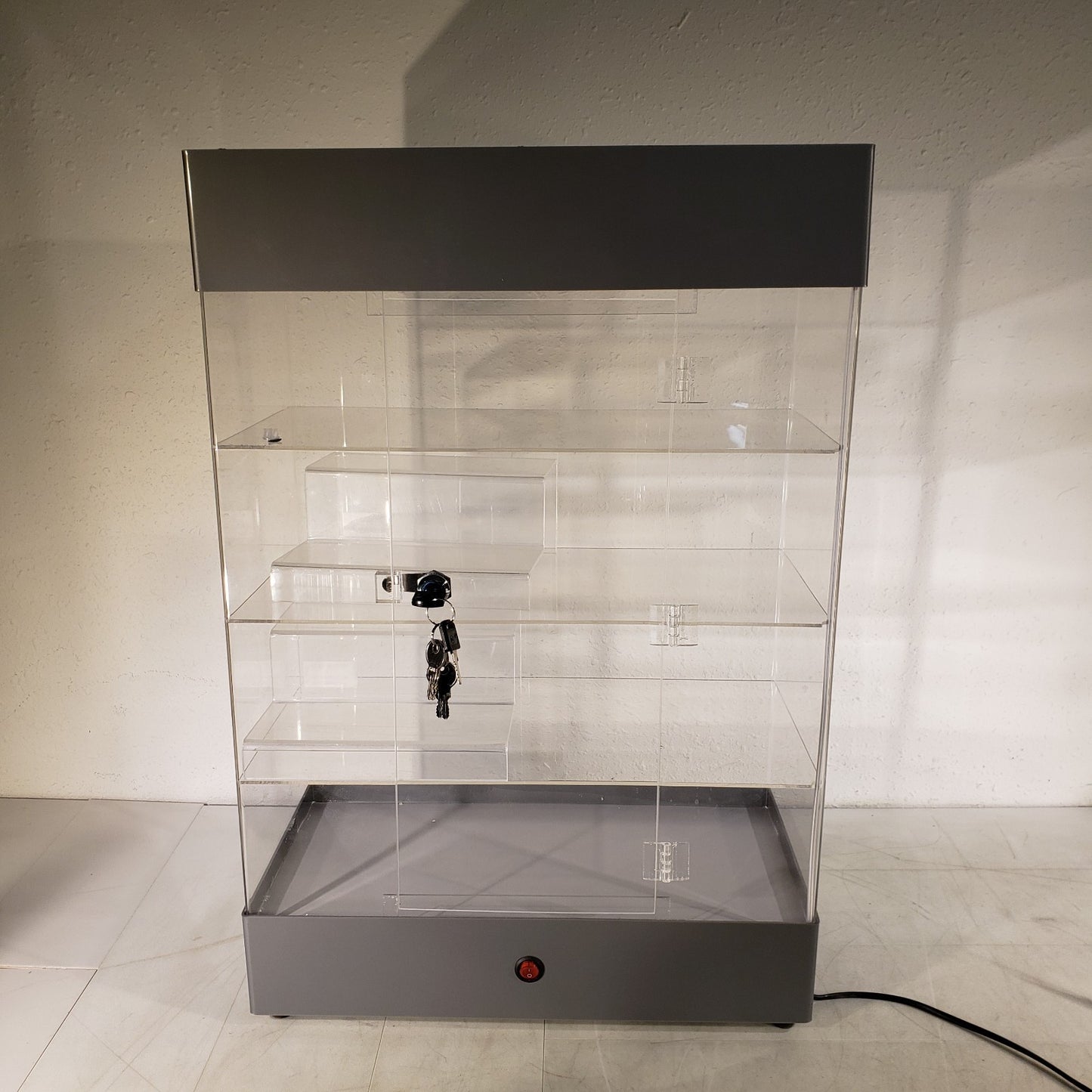 Clear Display Case With Lights Laboratory Keys Included 18x26x9"
