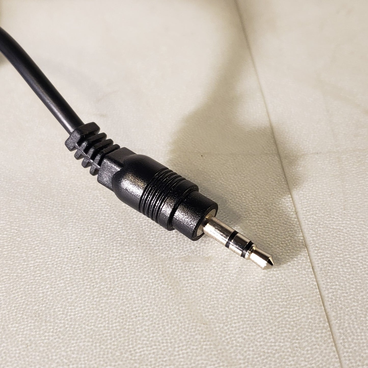 Telecor eAmp Audio Cable Push Button Audio Cable Split 1/8"