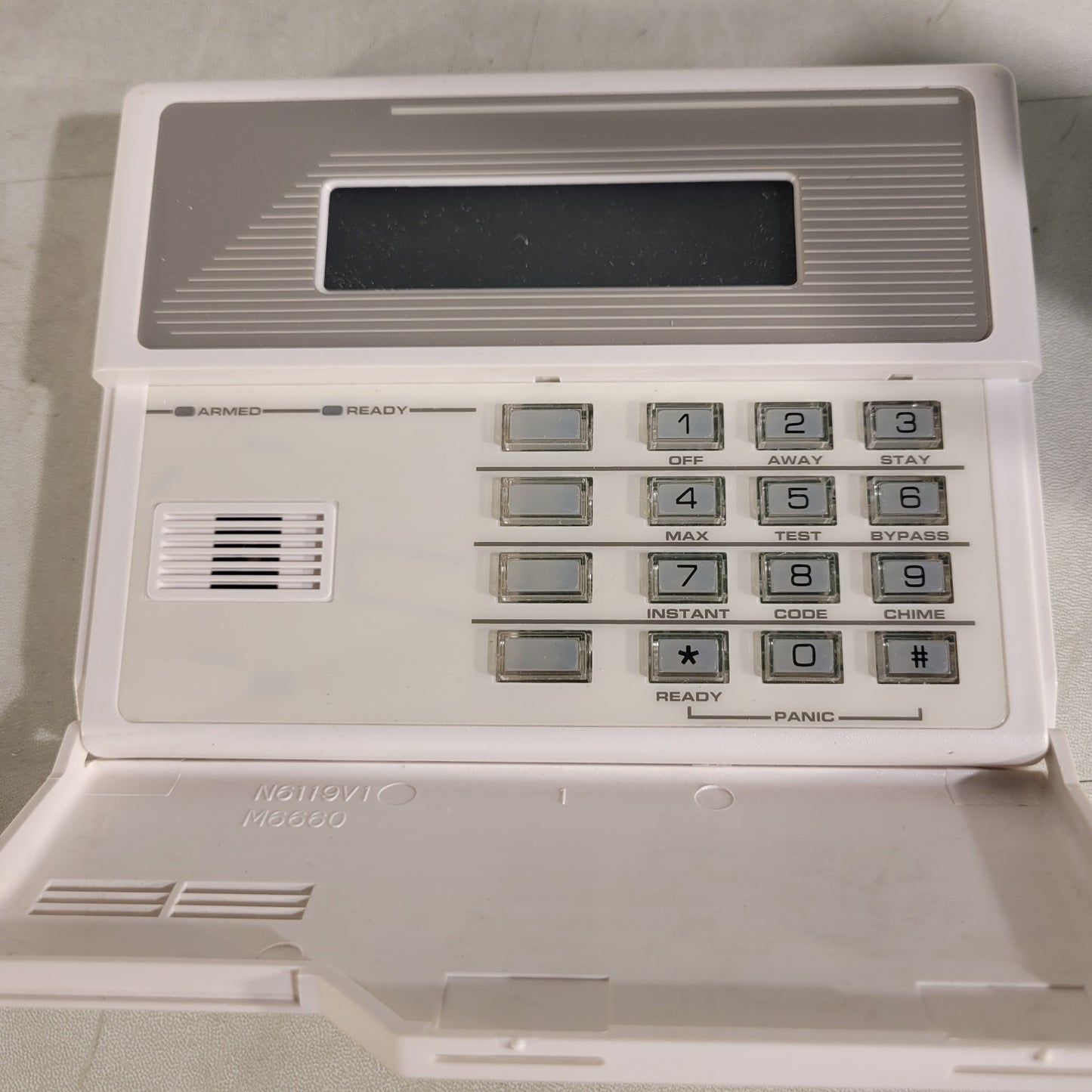 Ademco 6139 Vista Addressable Alpha Keypad White