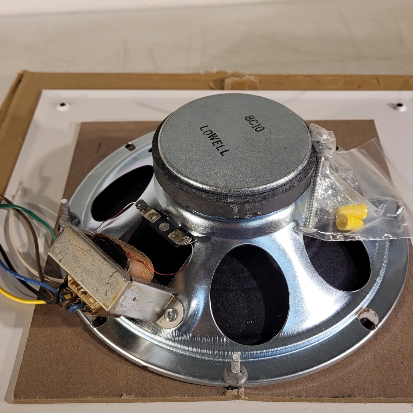 Atlas Soundolier 161-8 Ceiling Speaker with White Mounting Plate 8" Speaker