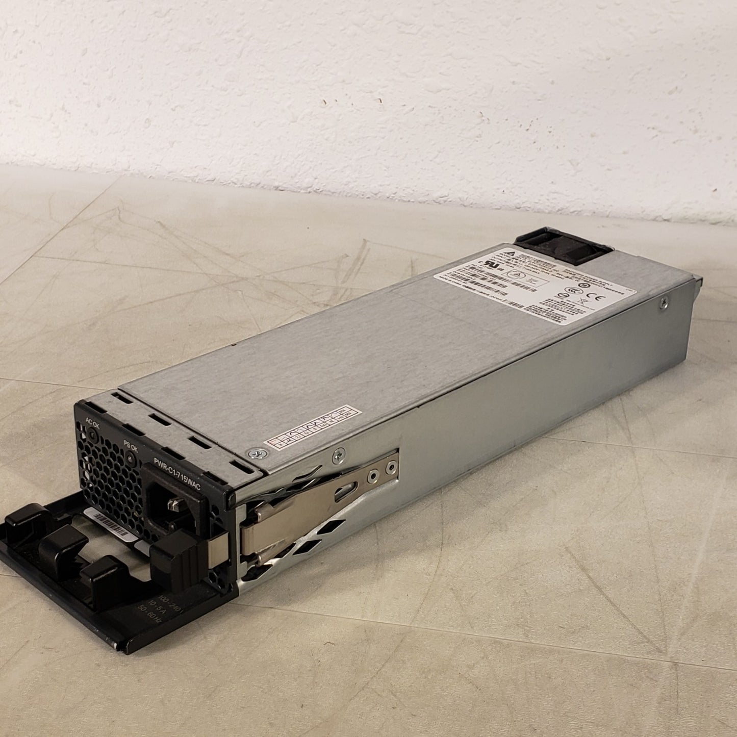 Delta Electronics EDPS-715AB D 715W PWR-C1-715WAC V01 Switching Power Supply