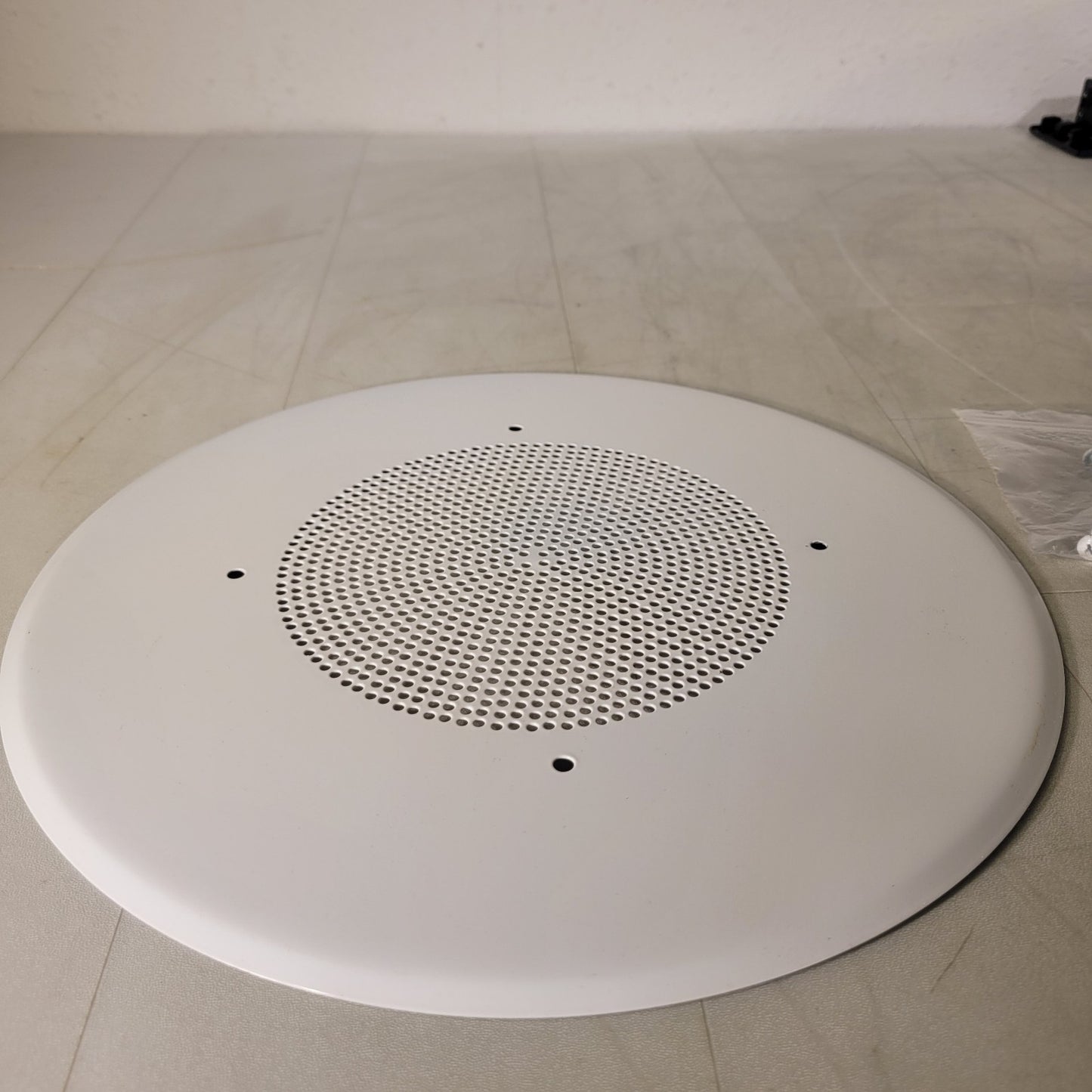 General Purpose 8" Speaker Baffle White with Hardware Cover