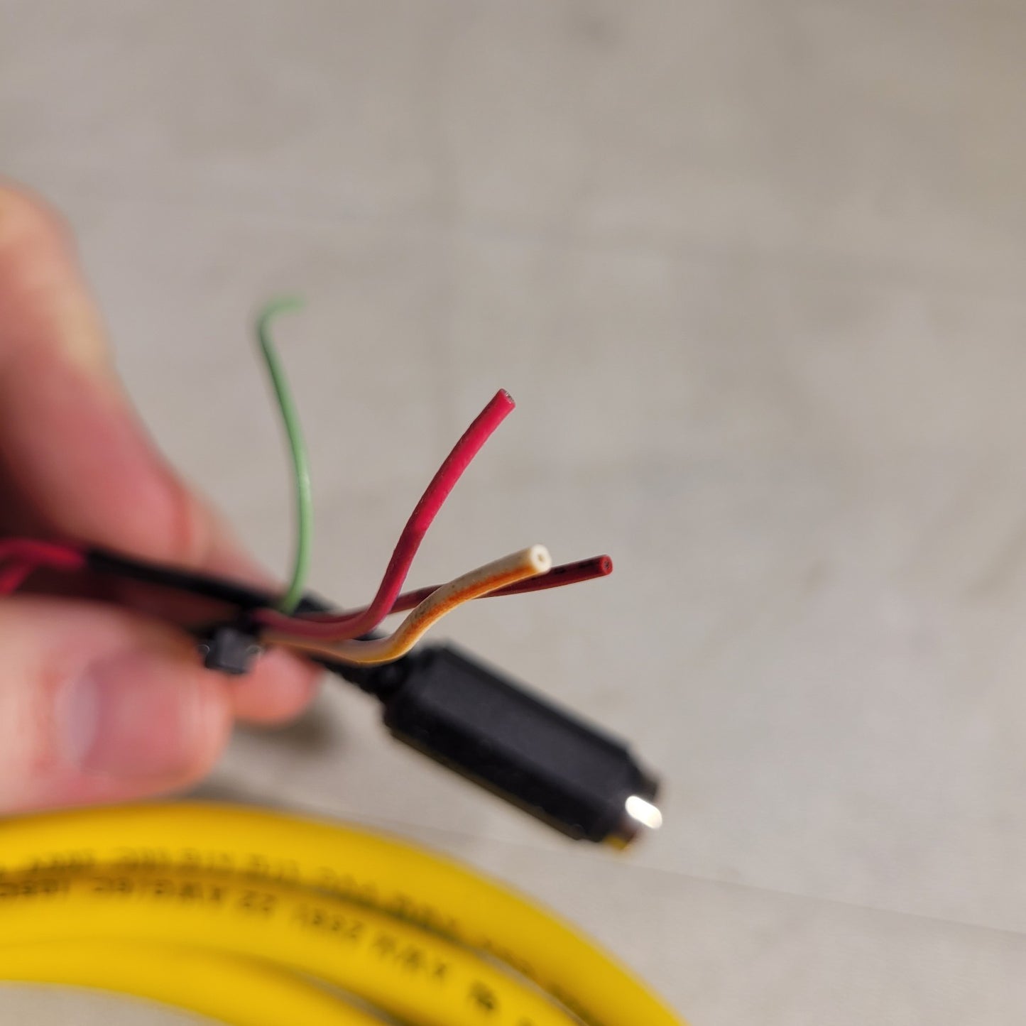 Daniel Woodhead 70801 6-Pole Female Connector & 9-Pin D-Sub 5ft 300V 4 Amps
