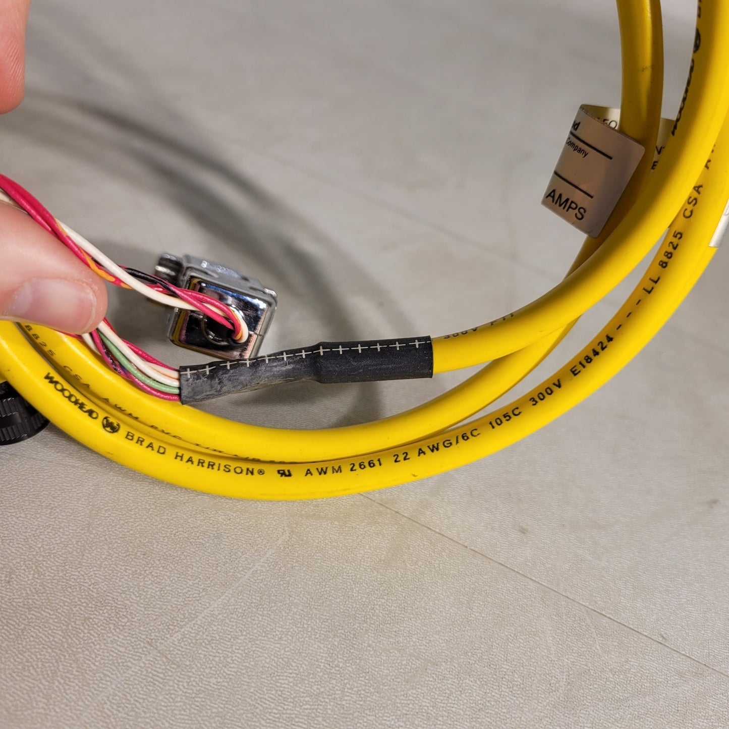Daniel Woodhead 70801 6-Pole Female Connector & 9-Pin D-Sub 5ft 300V 4 Amps