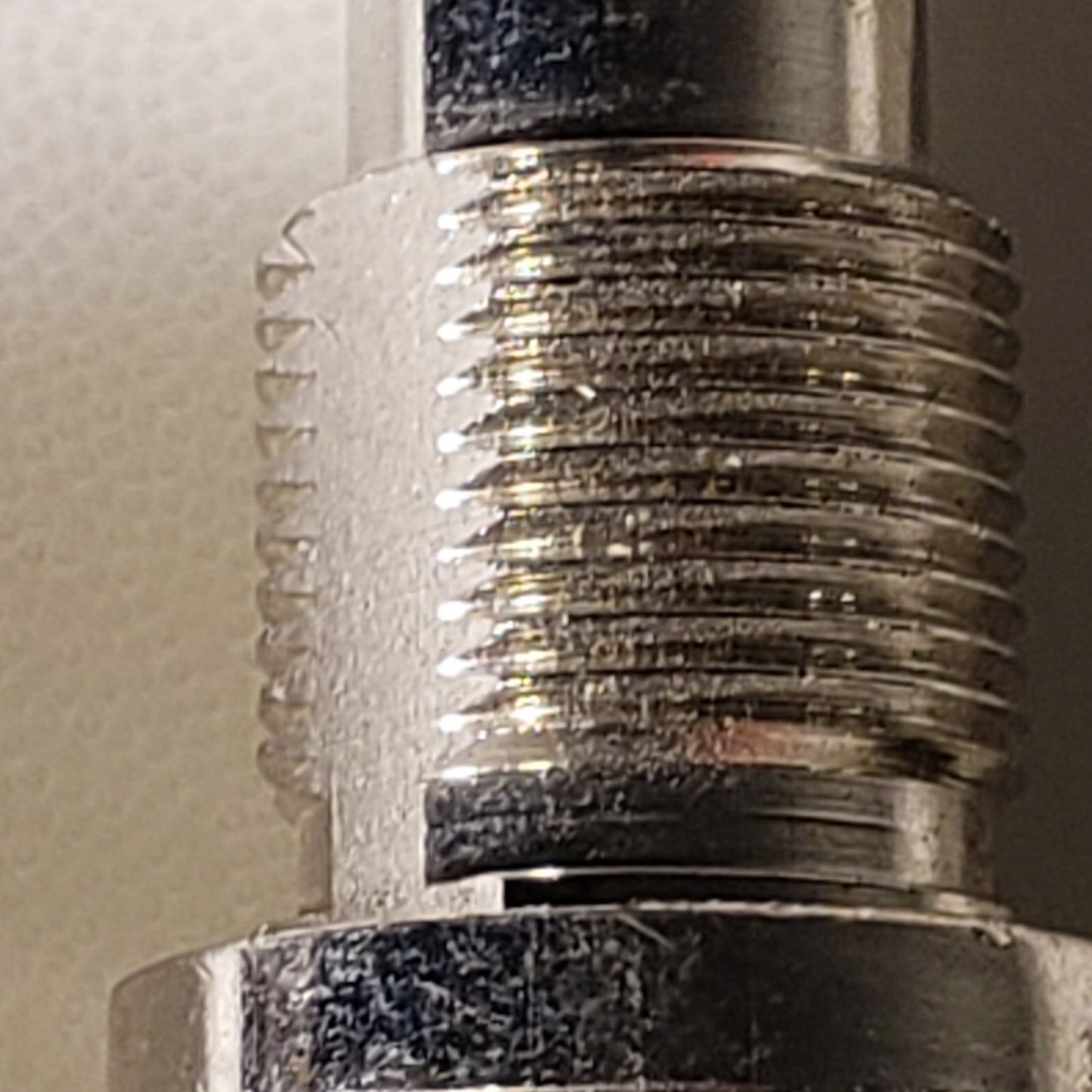 Kings 1709-1 RF BCN Bulkhead Connector SHV Male-Male 5KV DC