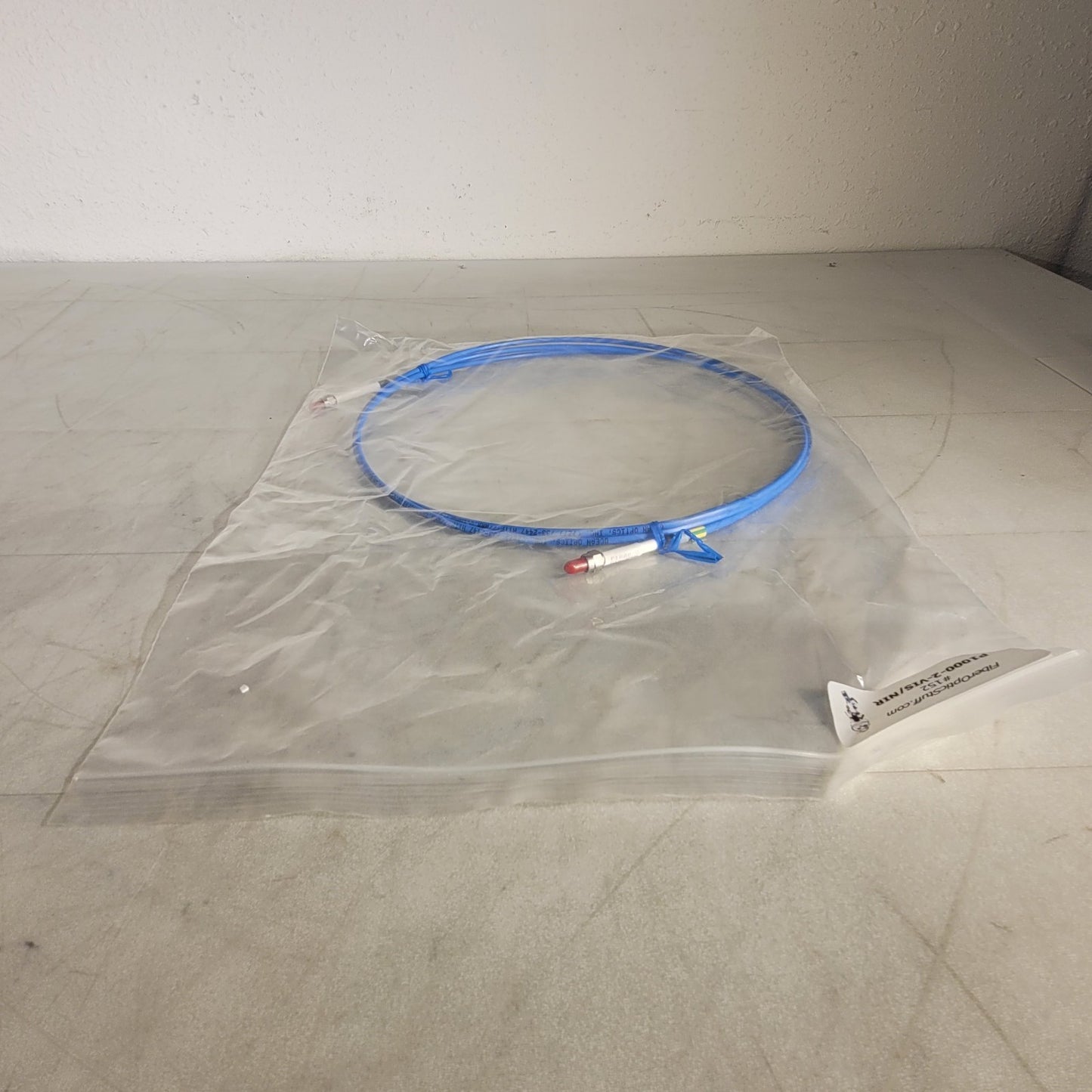 Fiber Optics P1000-2-VIS/NIR Fiber Optic Cable 400-2100 nm w/ SMA905 Connectors