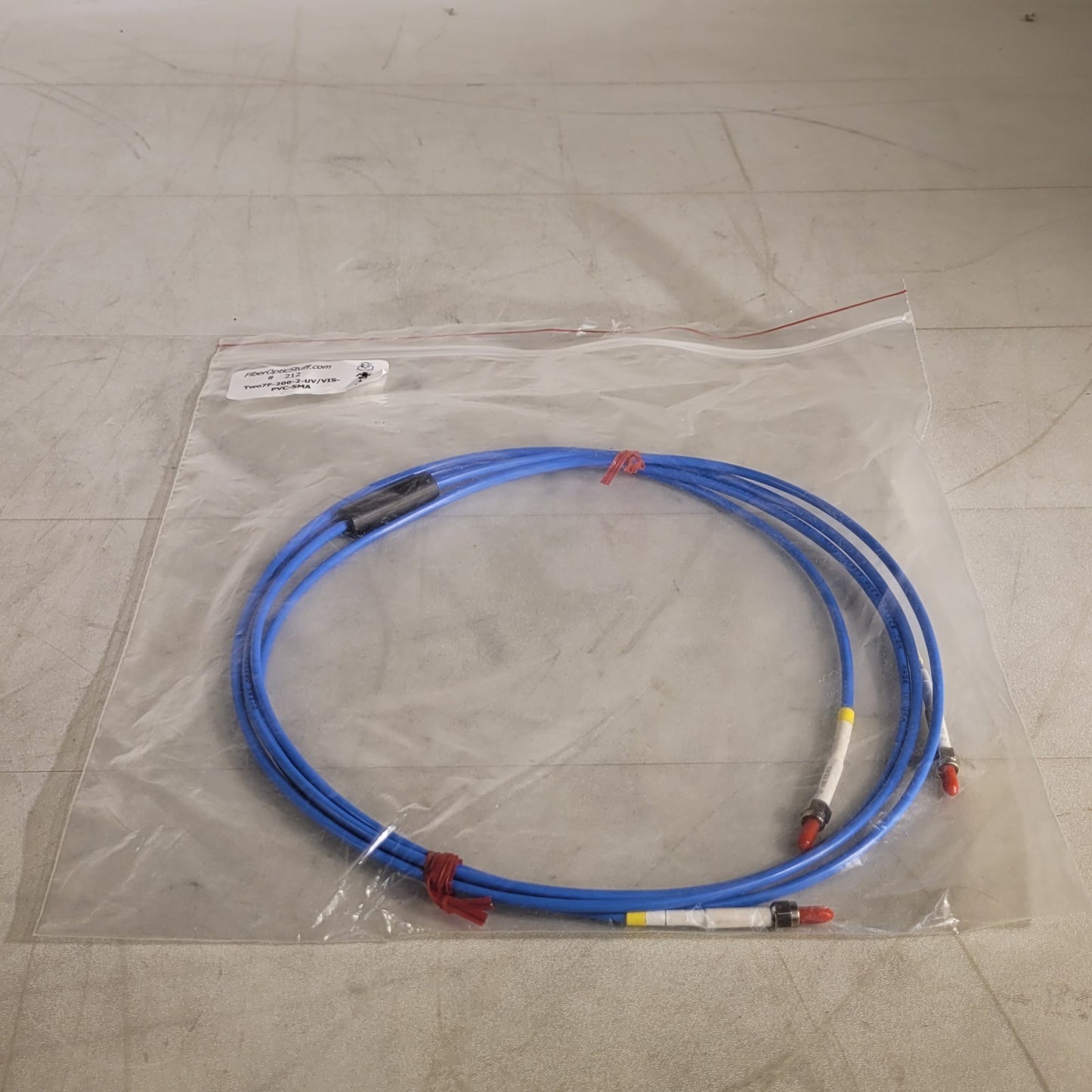 Fiber Optic Two7F-200-2-UV/VIS-PVC-SMA Bifurcated Fiber Optic Cable 300-1100 nm