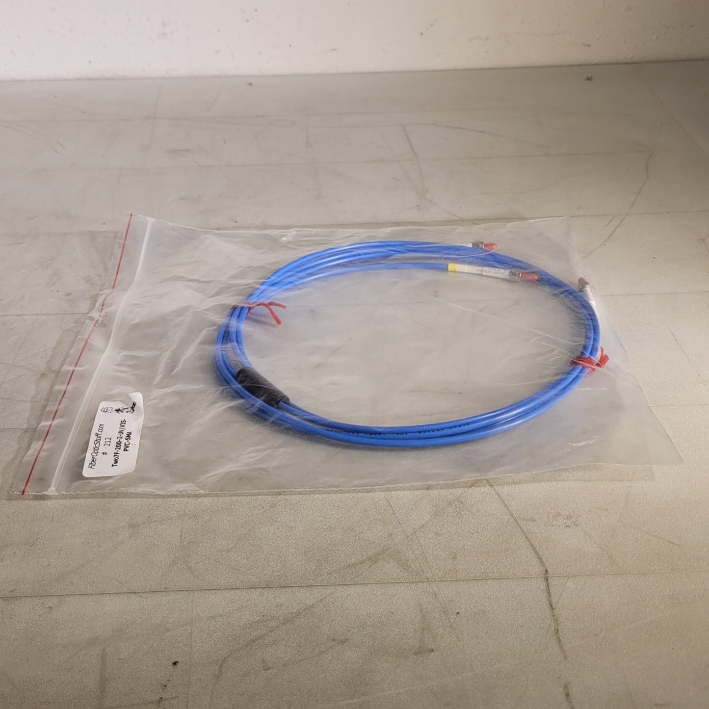 Fiber Optic Two7F-200-2-UV/VIS-PVC-SMA Bifurcated Fiber Optic Cable 300-1100 nm