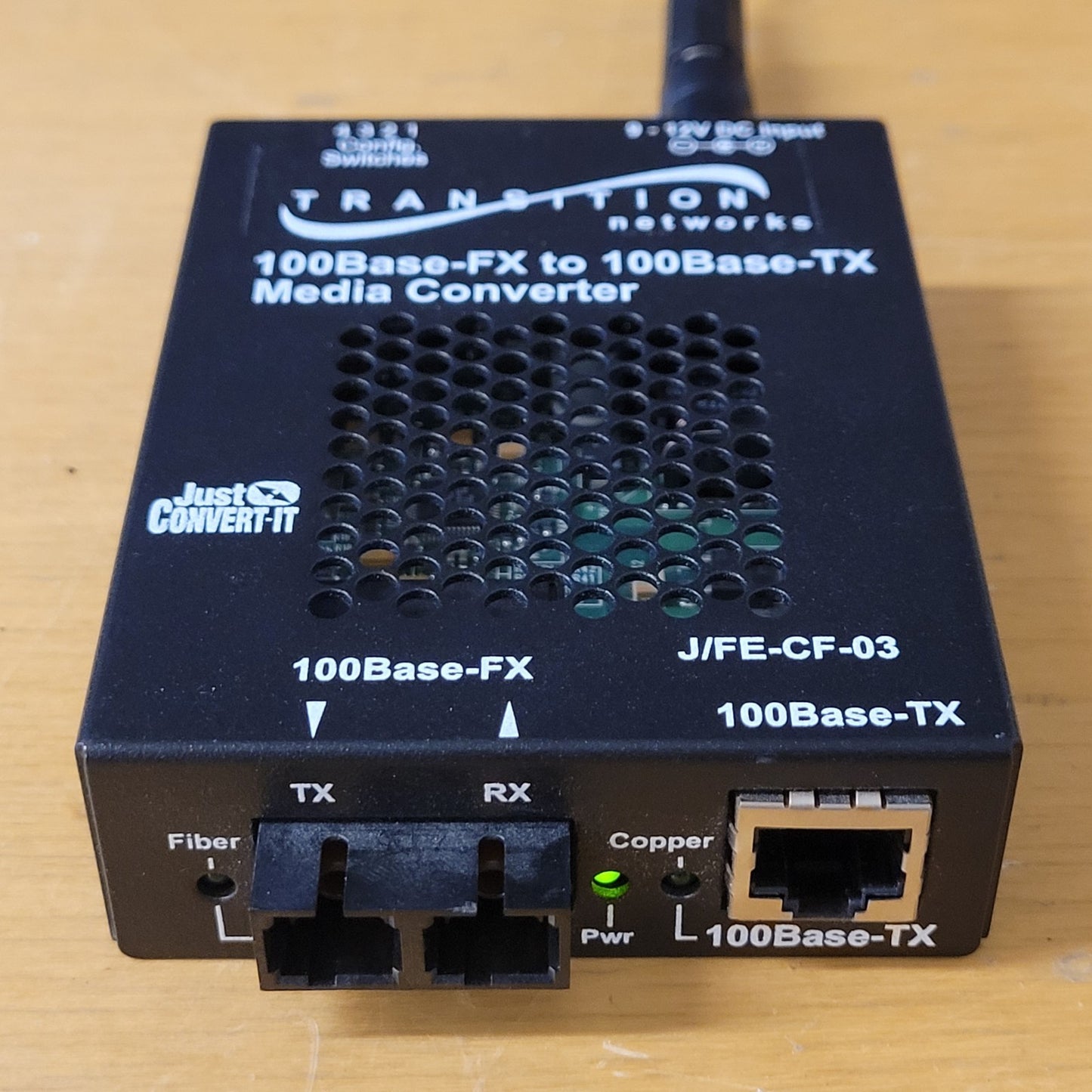 Transition Networks J/FE-CF-03 100Base-FX to 100Base-TX Media Converter