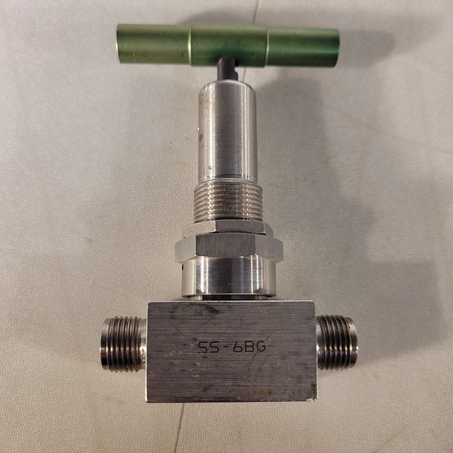 Swagelok Stainless Steel Bellows Sealed Valve SS-6BG 3/8" Swagelok Needle