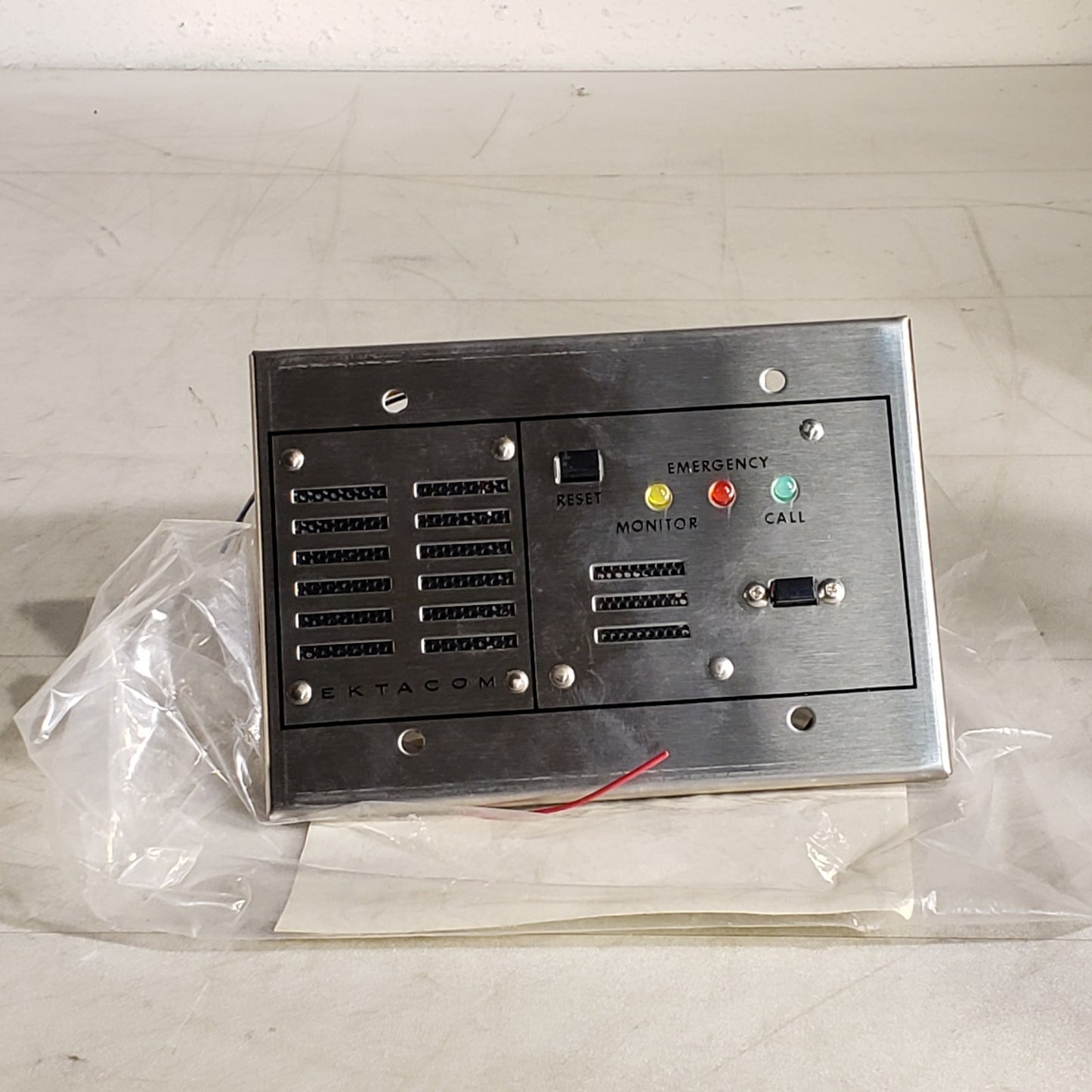 Ektacom HBD-1B Patient Call Station With Speaker B05610-01
