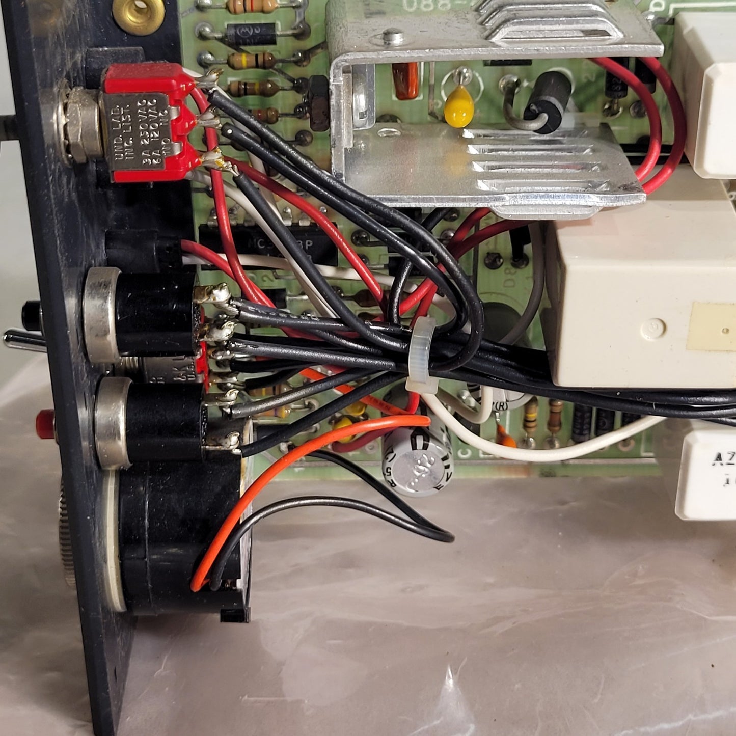 Vintage Simplex 557-880 Fire/TBL Control Switch Card Replacement