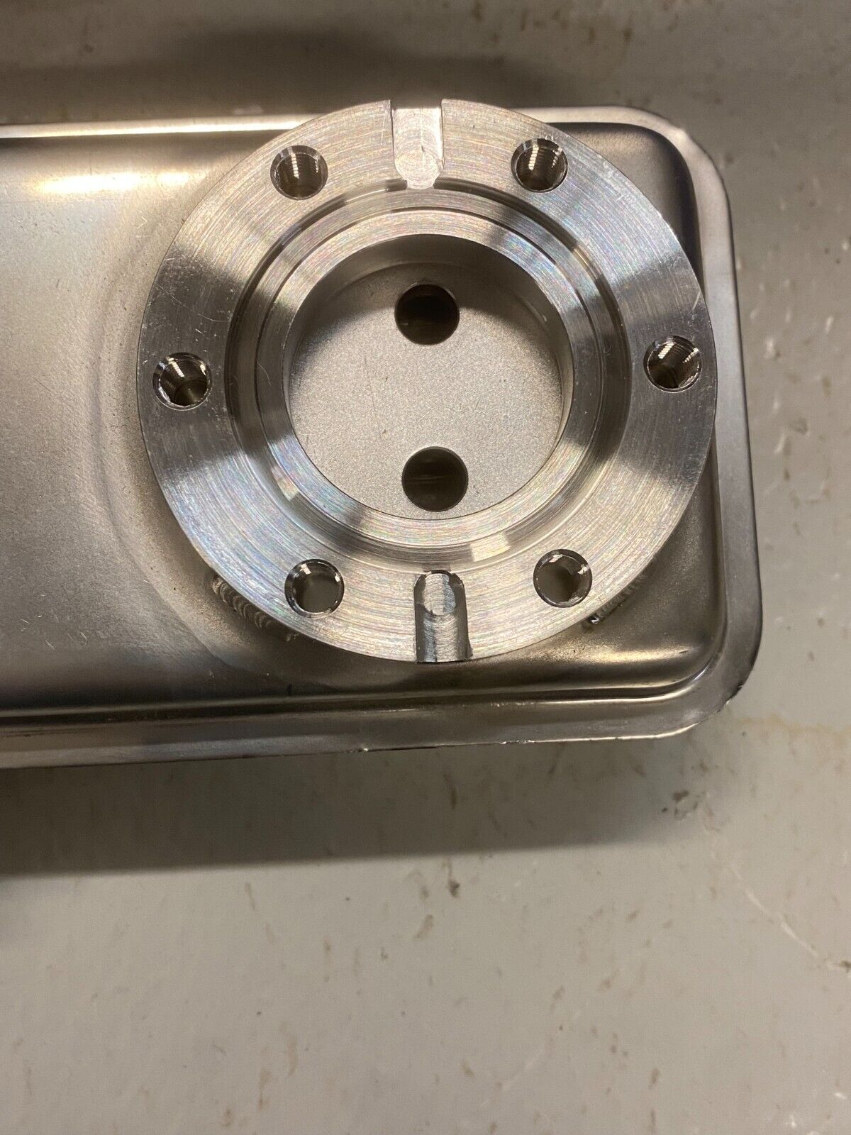 VAT 2.75" CF Conflat DN35CF Pneumatic Gate Valve High Vacuum SS F-36353-01