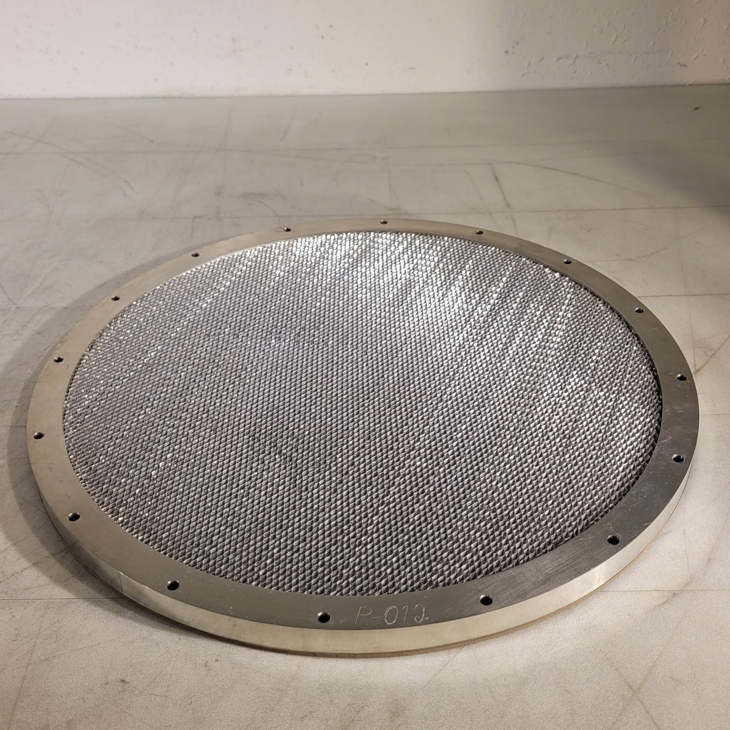 Parker 06-1002-11398 Circular Shielded Honeycomb Vent w/ RF screen 15" Diameter