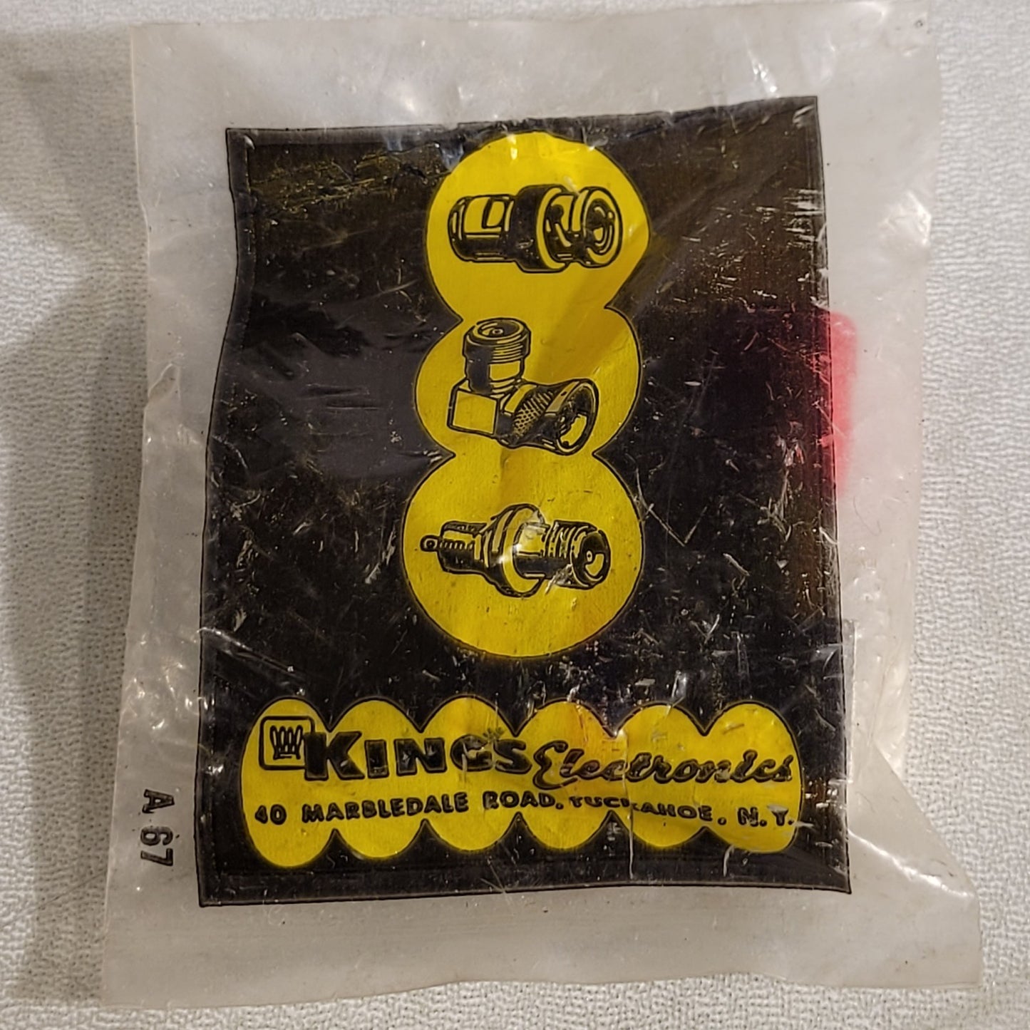 Kings Electronics KV-99-16 Reverse Polarity SHV Radio RF Connector 90° Angle