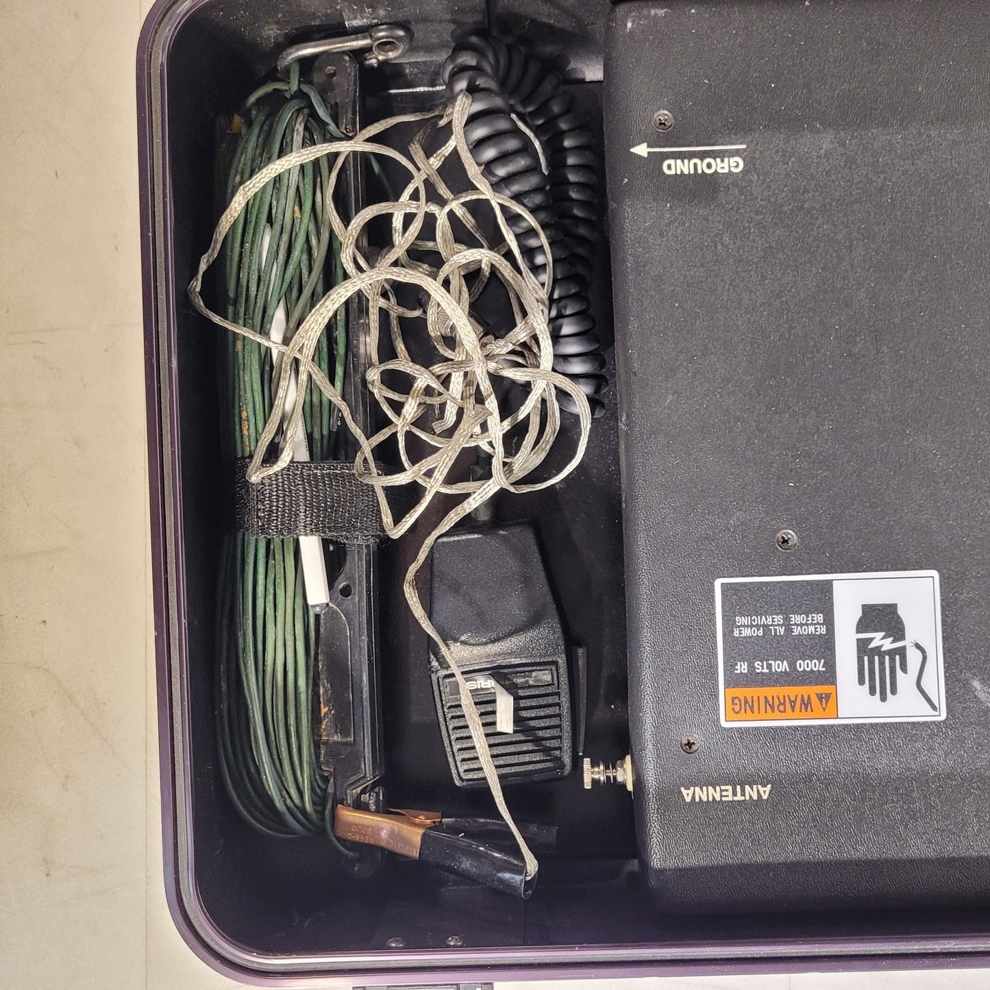 Harris RF-3200E / RF-3200TBP Radio Transceiver w/ Antenna and Battery Pack USB