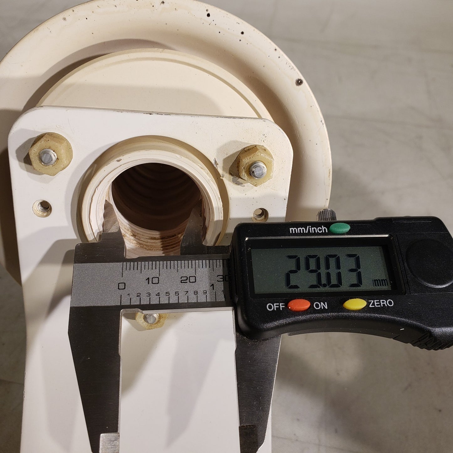 RM Young Multi Plate Radiation Shielding Temperature/Humidity Sensor Shielding
