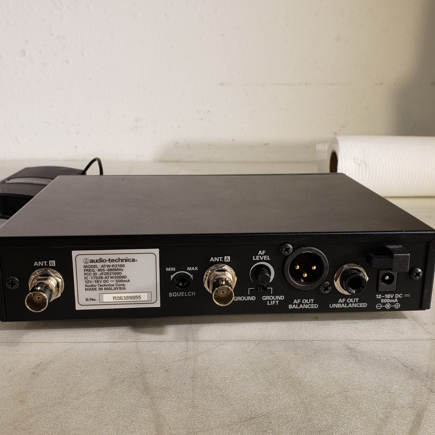 Audio Technica ATW R2100 ATW T210 Shure ULX1-M1 Audio Wireless Mic RX & TX