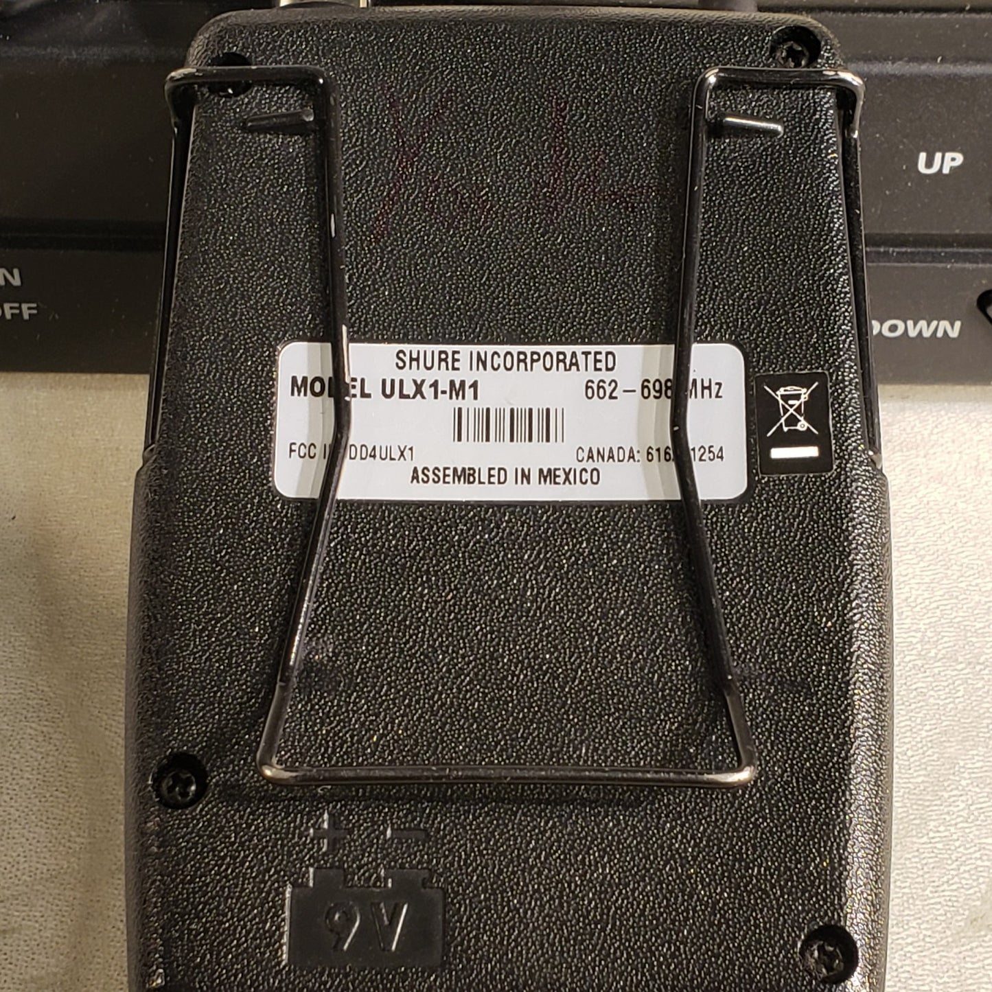 Audio Technica ATW R2100 ATW T210 Shure ULX1-M1 Audio Wireless Mic RX & TX
