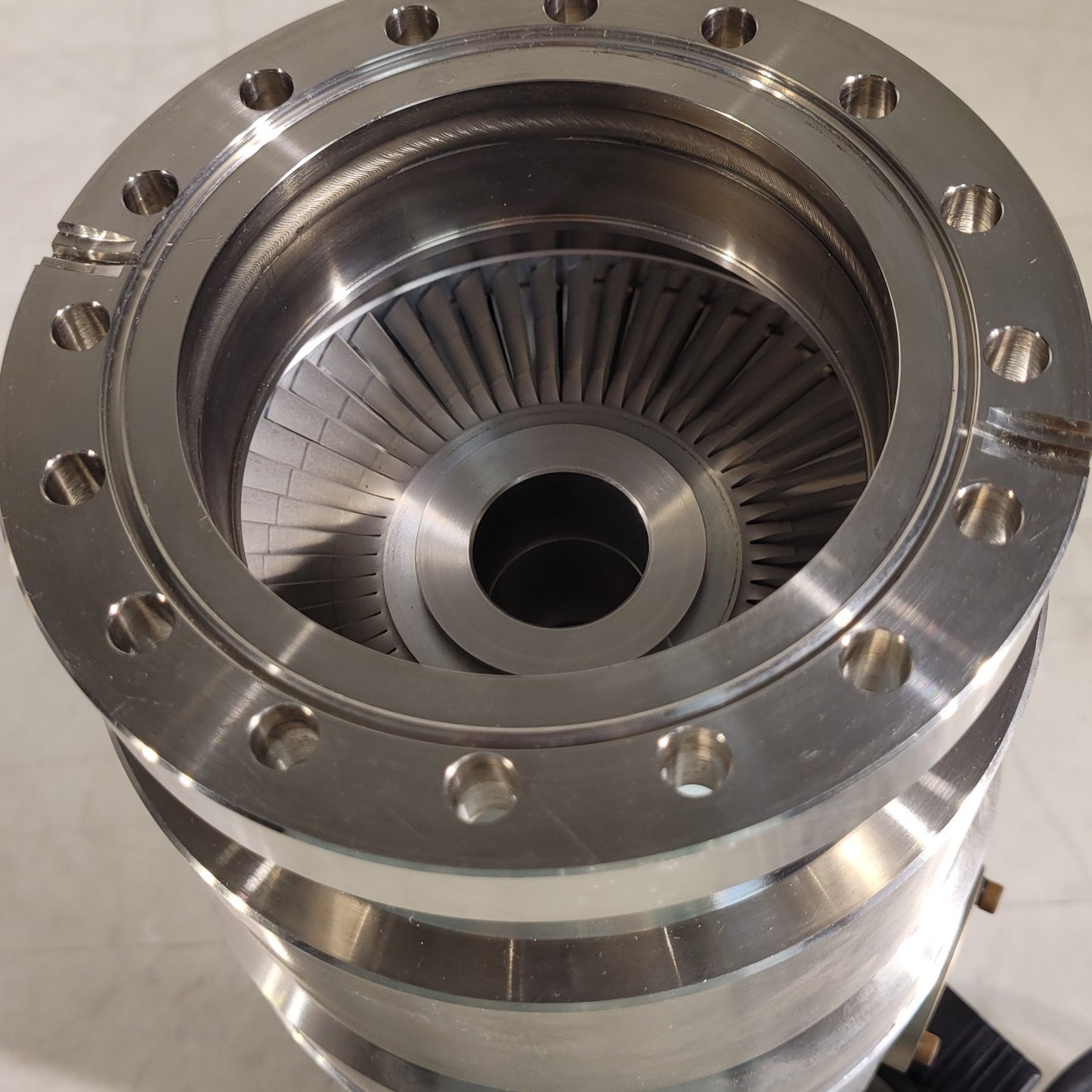 Leybold Heraeus Turbovac 360 Turbo Vacuum Pump Conflat 6" CF CF100 DN100CF w Fan
