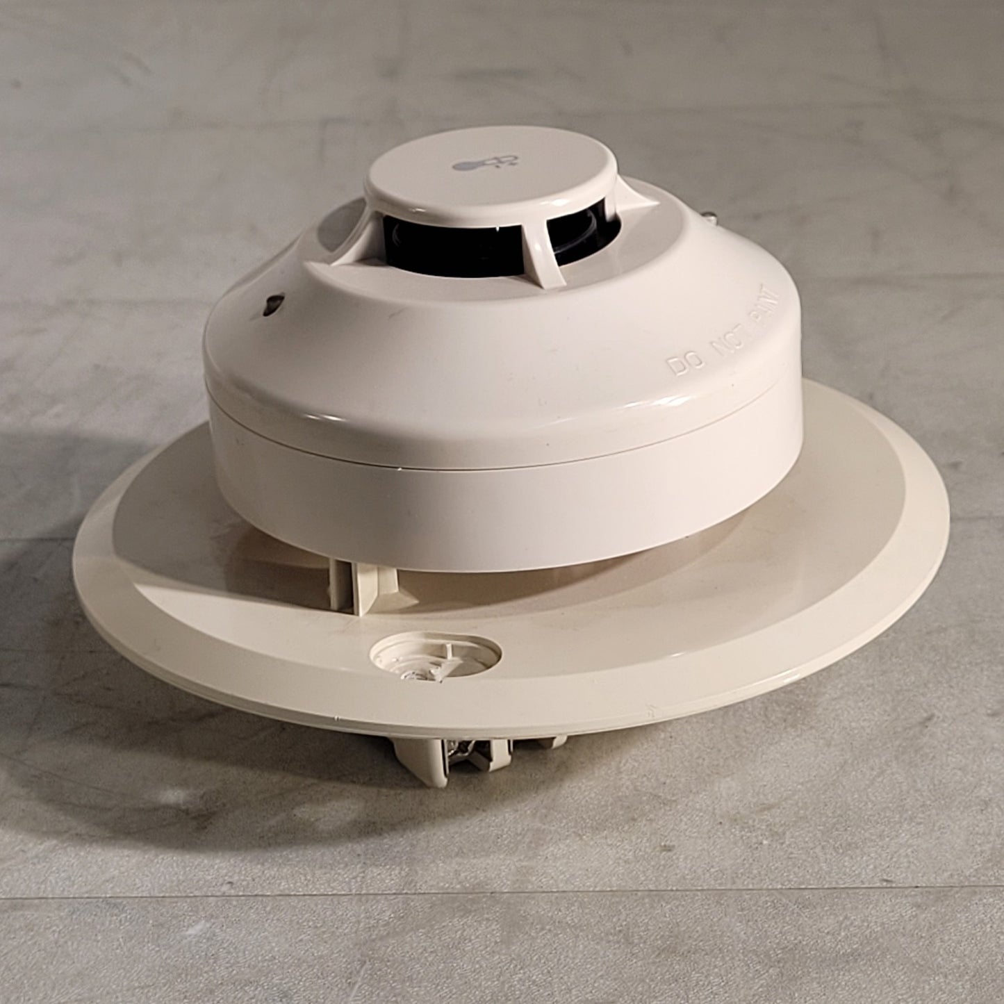 Fike 63-1064 Automatic Fire Detector with Horn 85dBA Min