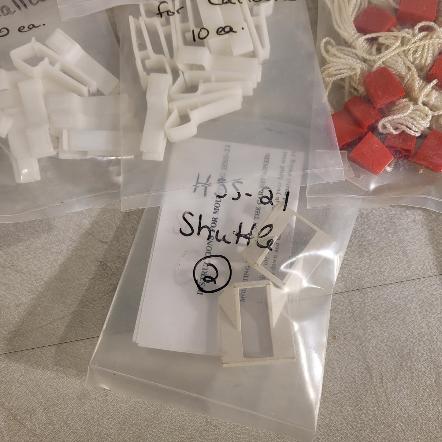 CallCare Large Lot Of Pull To Call Cords And Accessories HSS-21, 100x Cords
