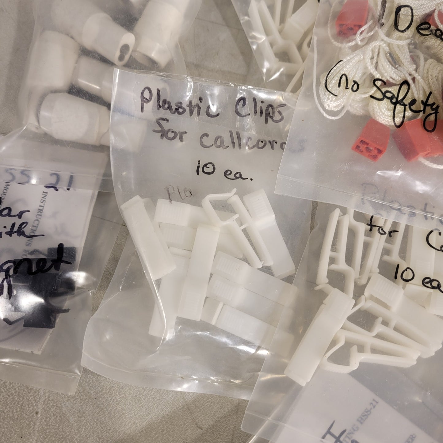 CallCare Large Lot Of Pull To Call Cords And Accessories HSS-21, 100x Cords