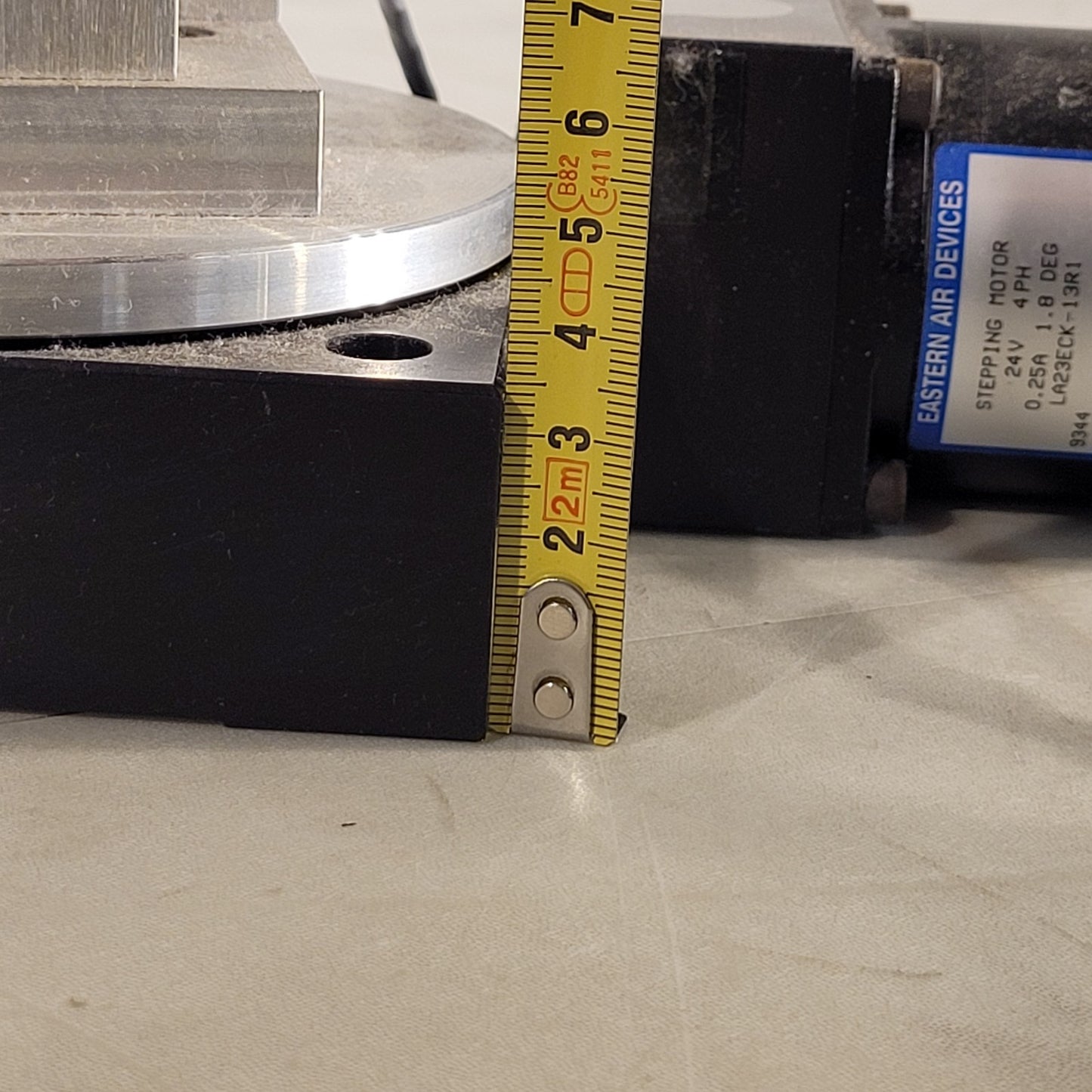 Parker Positioning Rotary Positioner Stage 20501.5-P W/ 24V Stepper Motor