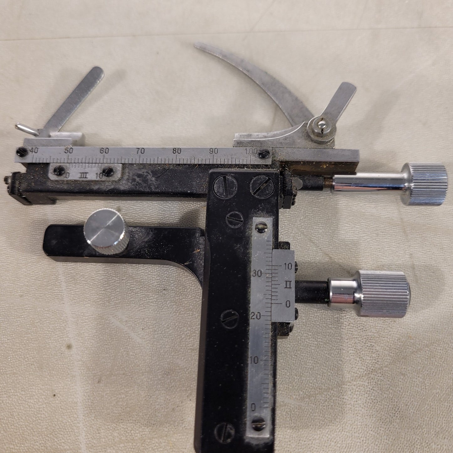 Mechanical Stage For Microscope Slides Movable Attachable XY Stage Caliper